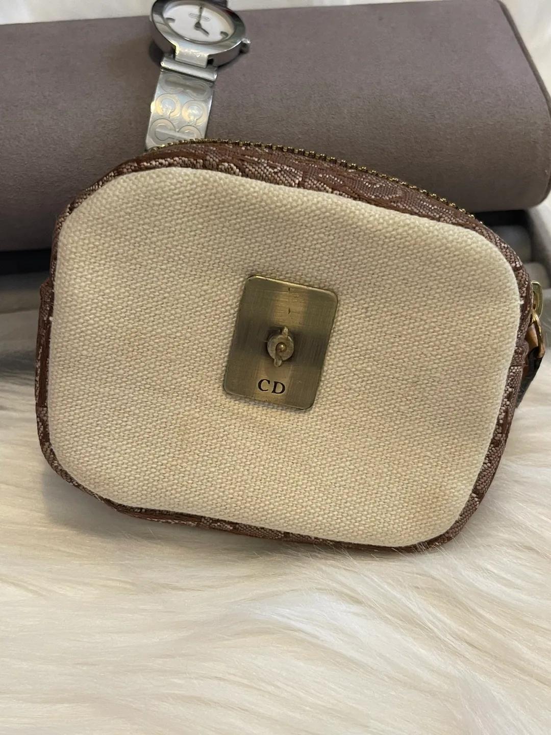 Vintage Dior Small coin Pouch image indicator(4)