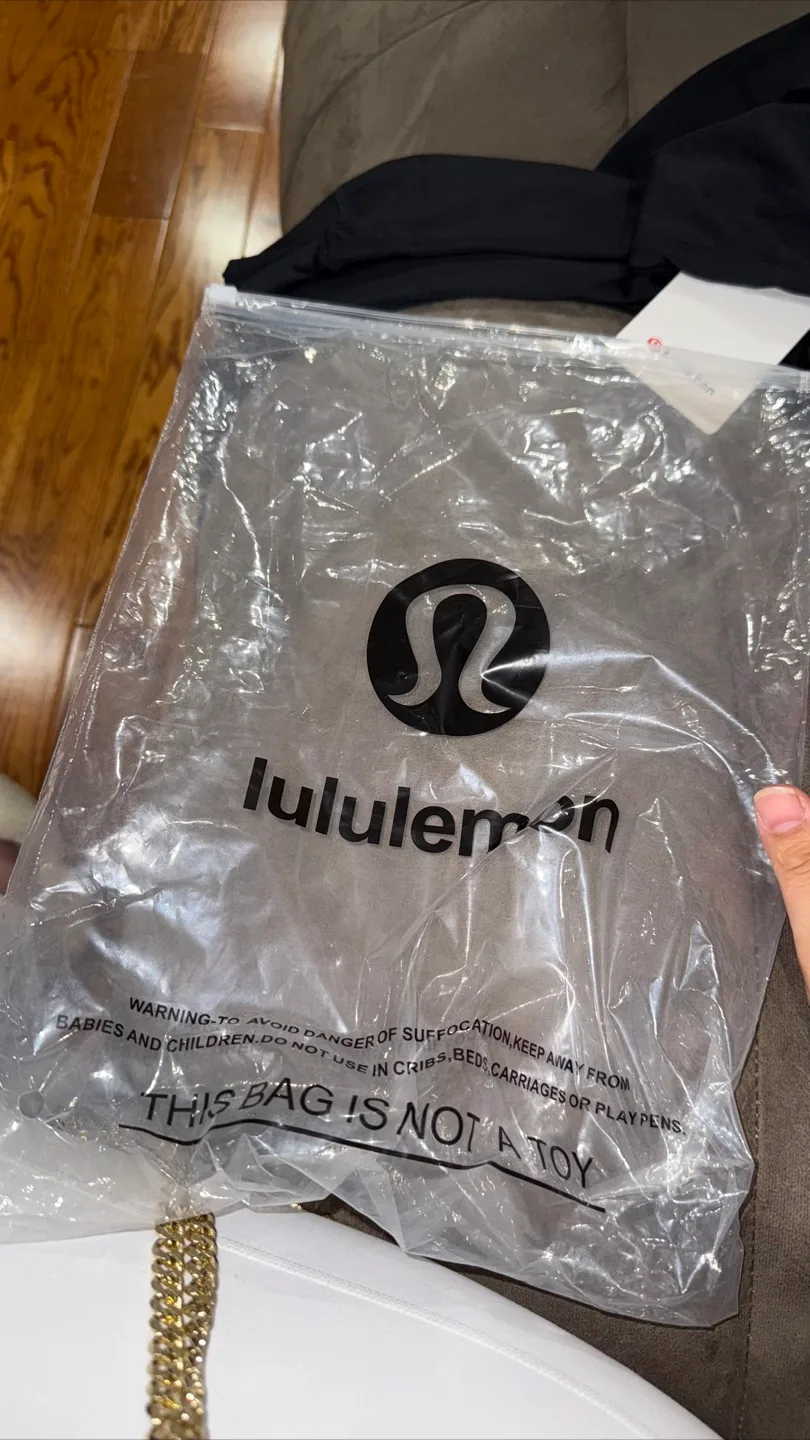 Lululemon Define Jacket & Align Leggings - Size 8 image indicator(8)