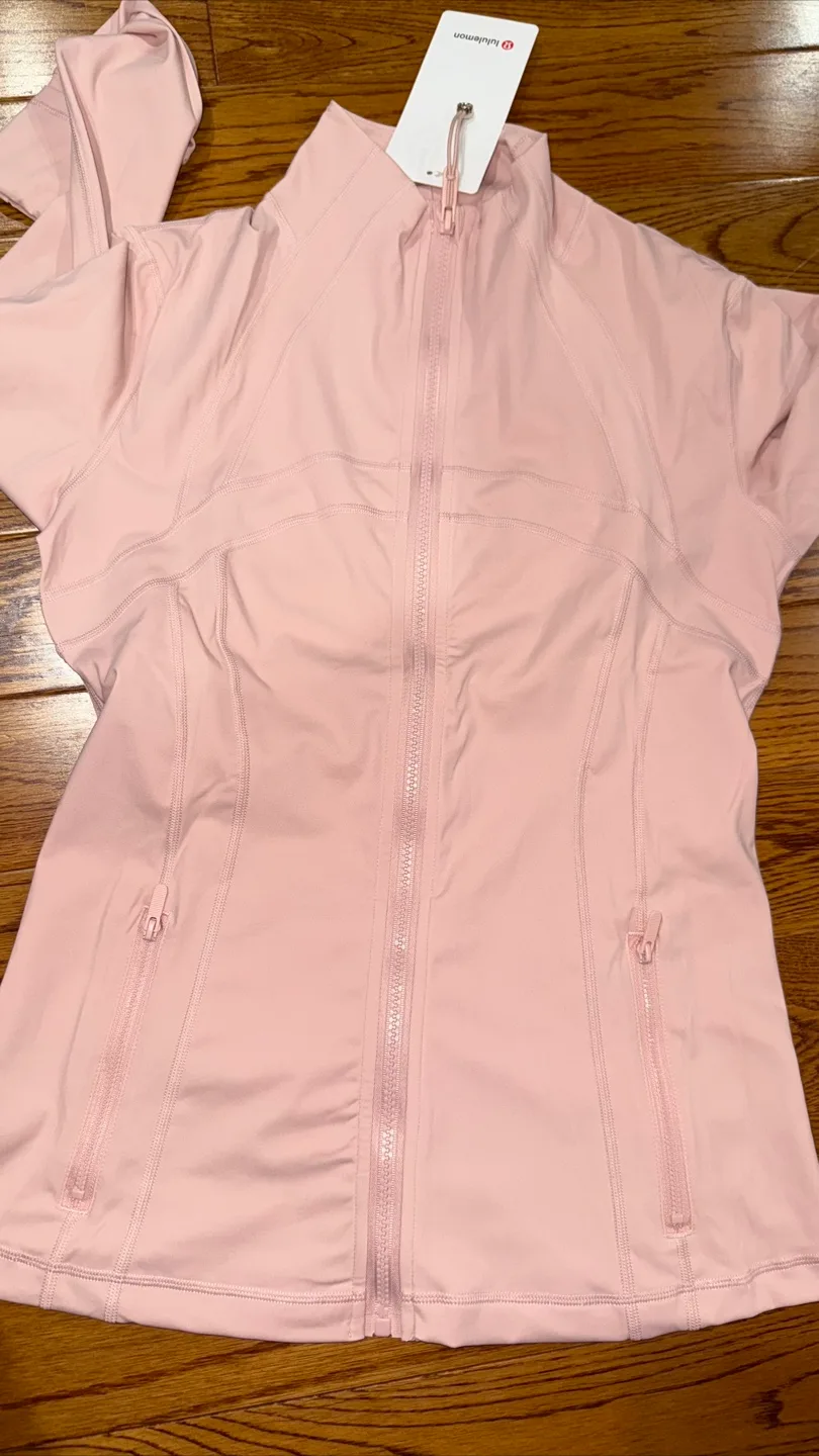 Lululemon Jacket & Leggings Set - Size 8 image indicator(2)