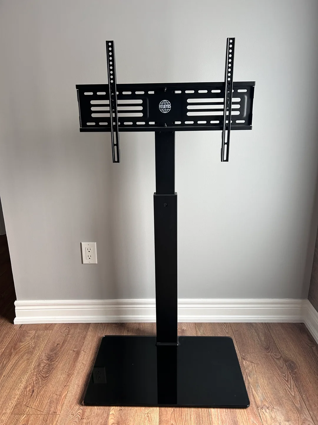 FITUEYES Universal TV Stand - Black thumbnail