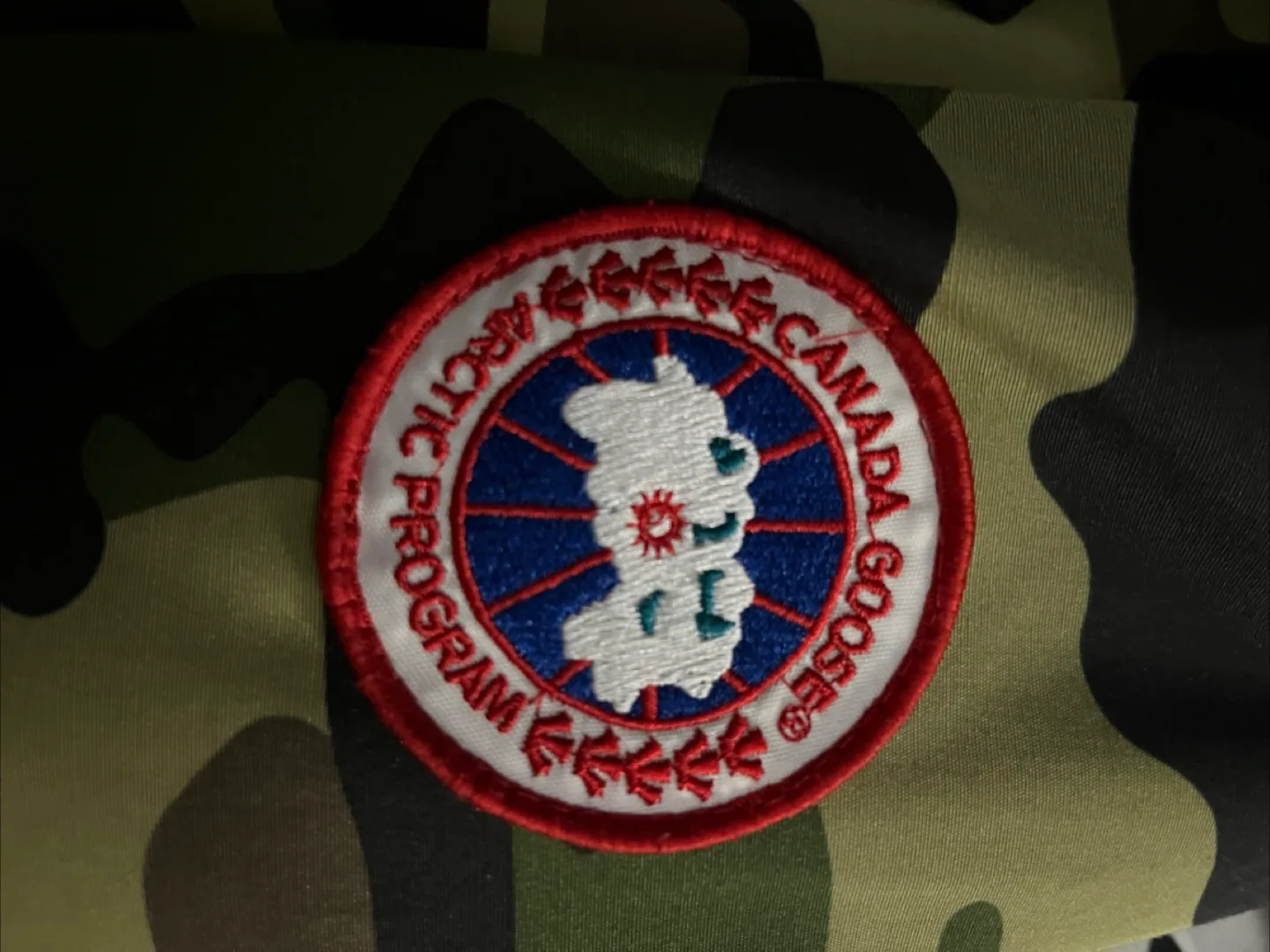 1:1 Canada Goose Camo Jacket image indicator(3)