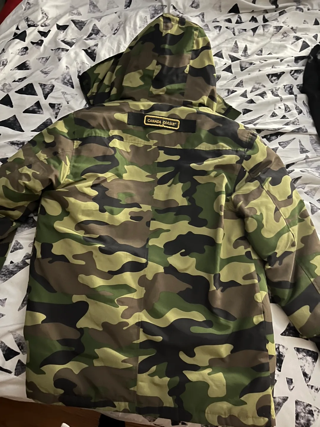 1:1 Canada Goose Camo Jacket image indicator(2)