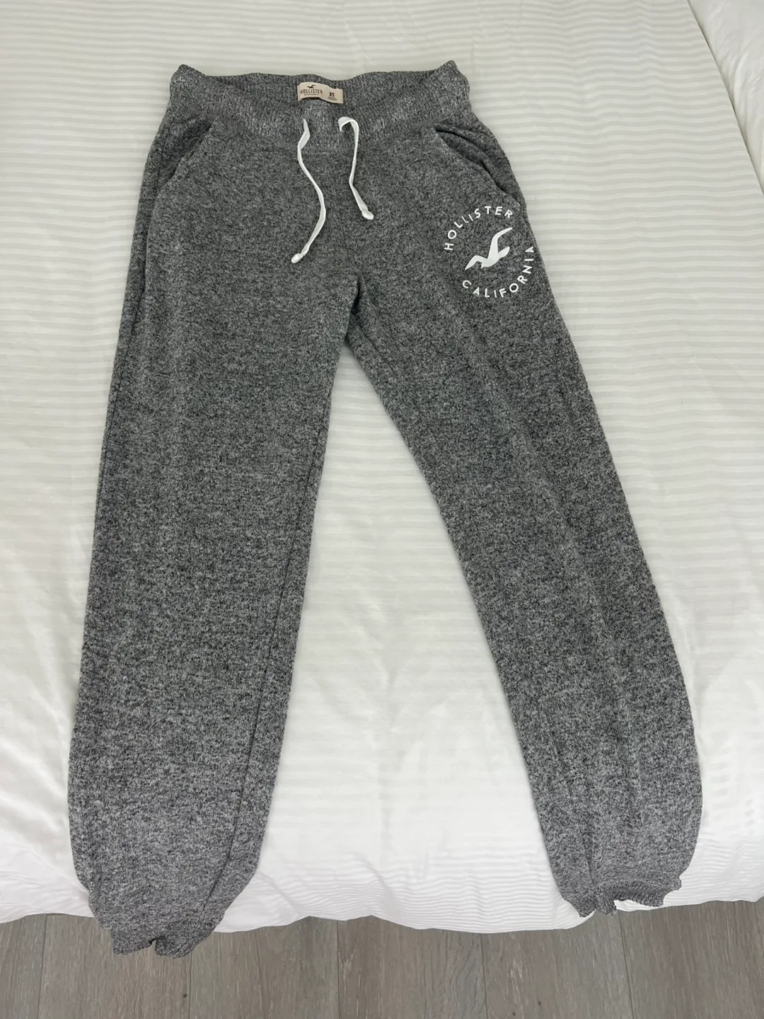 Hollister Grey Loungewear Set (Size XS) thumbnail