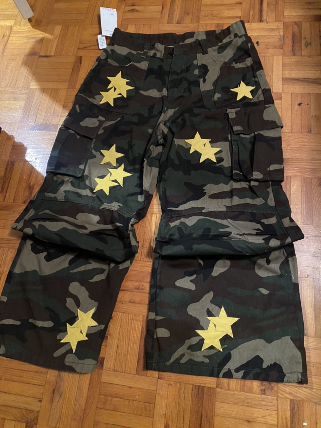 Unisex Camo Cargo Pants with Yellow Stars - photo 3