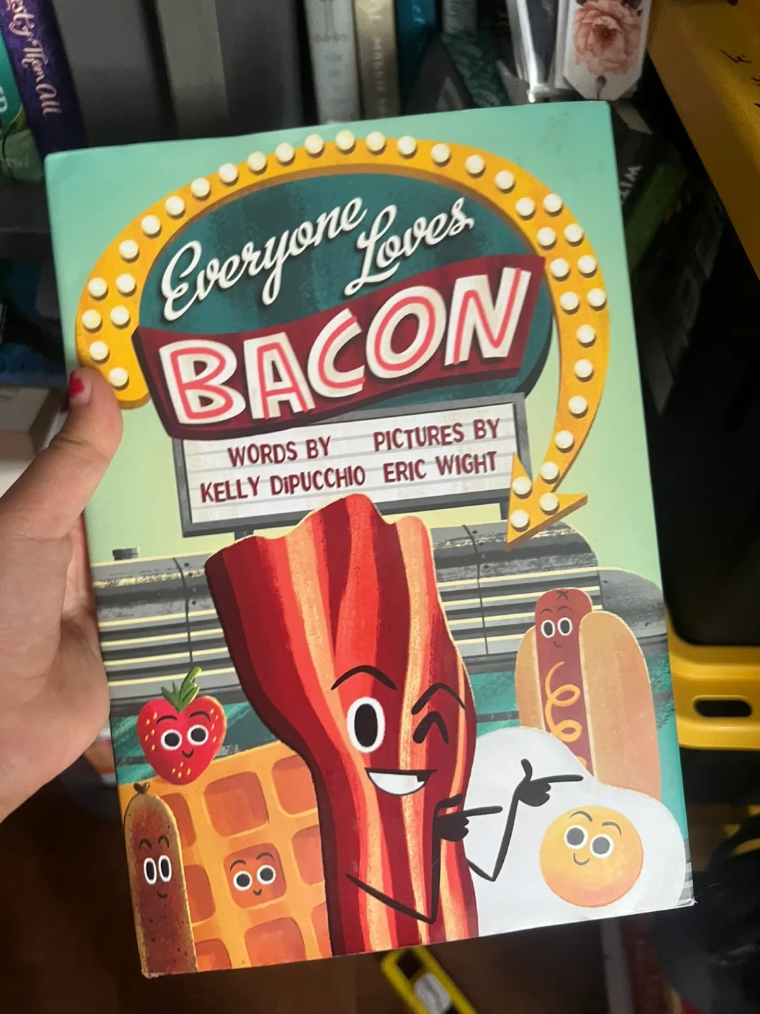 Everyone Loves Bacon book 🥕 thumbnail