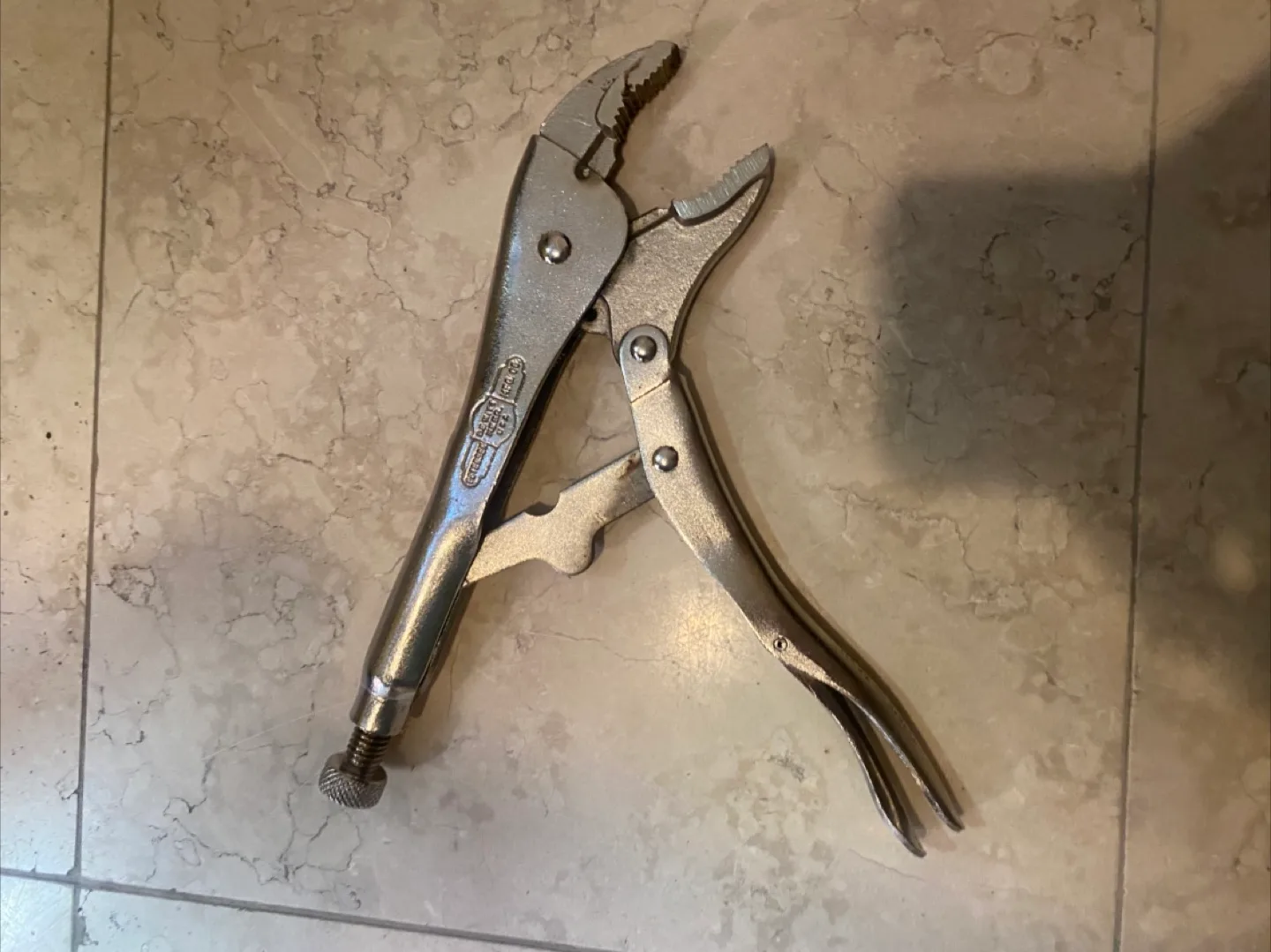 Vise-Grip Locking Pliers thumbnail