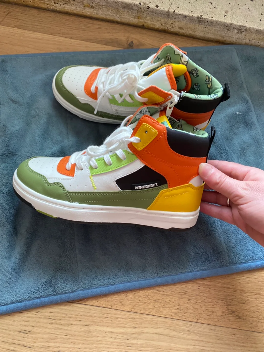 Minecraft High-Top Sneakers thumbnail