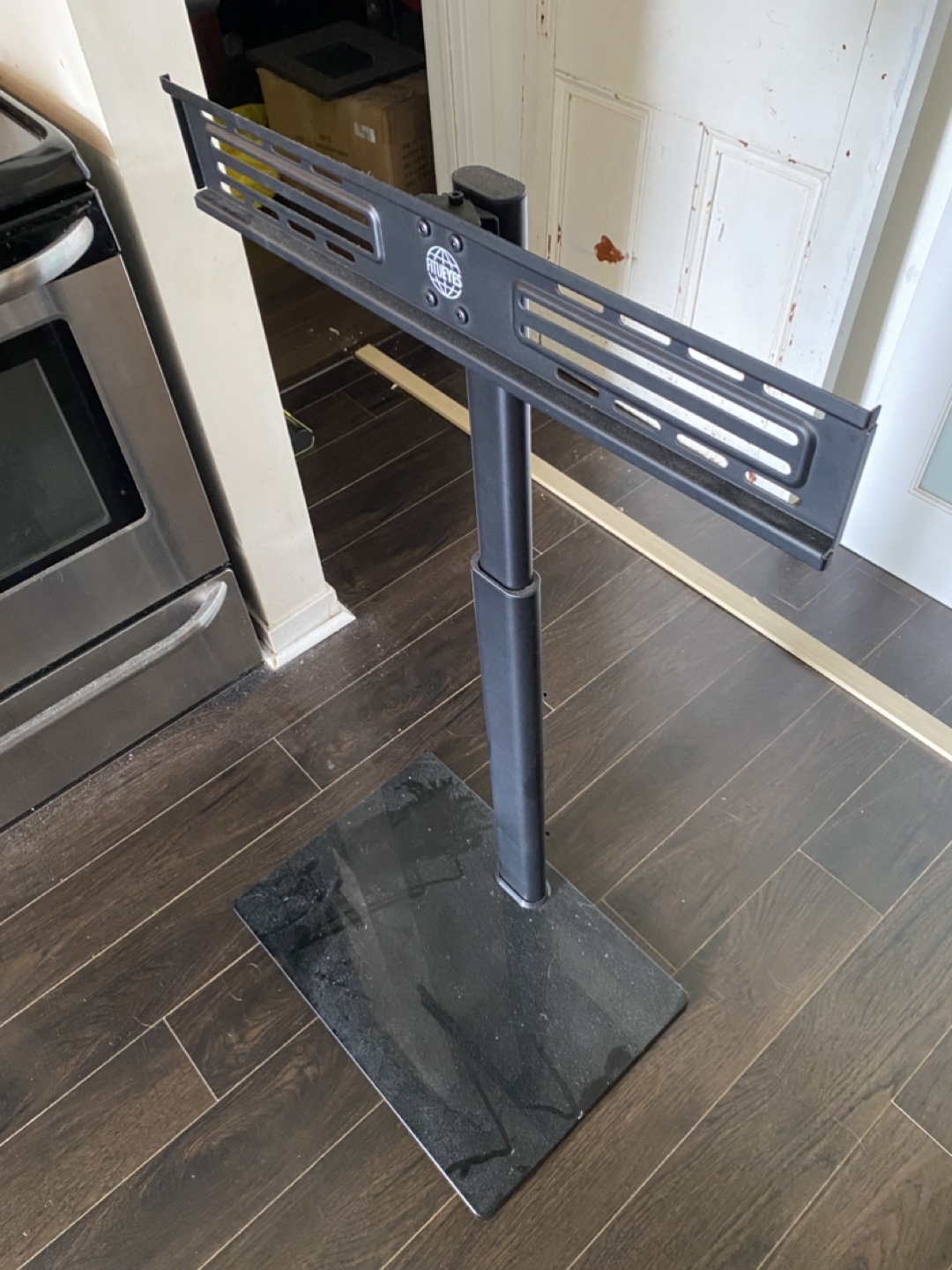 Hueys TV Stand - photo 2