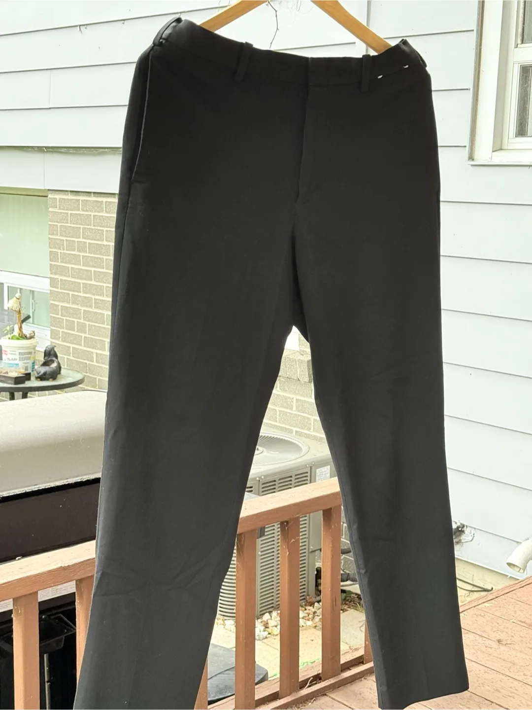 Uniqlo Smart Ankle Pants (Black) thumbnail