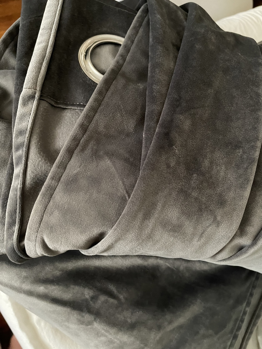 2x Blackout Gray Velvet Curtain (82x52”) - photo 2