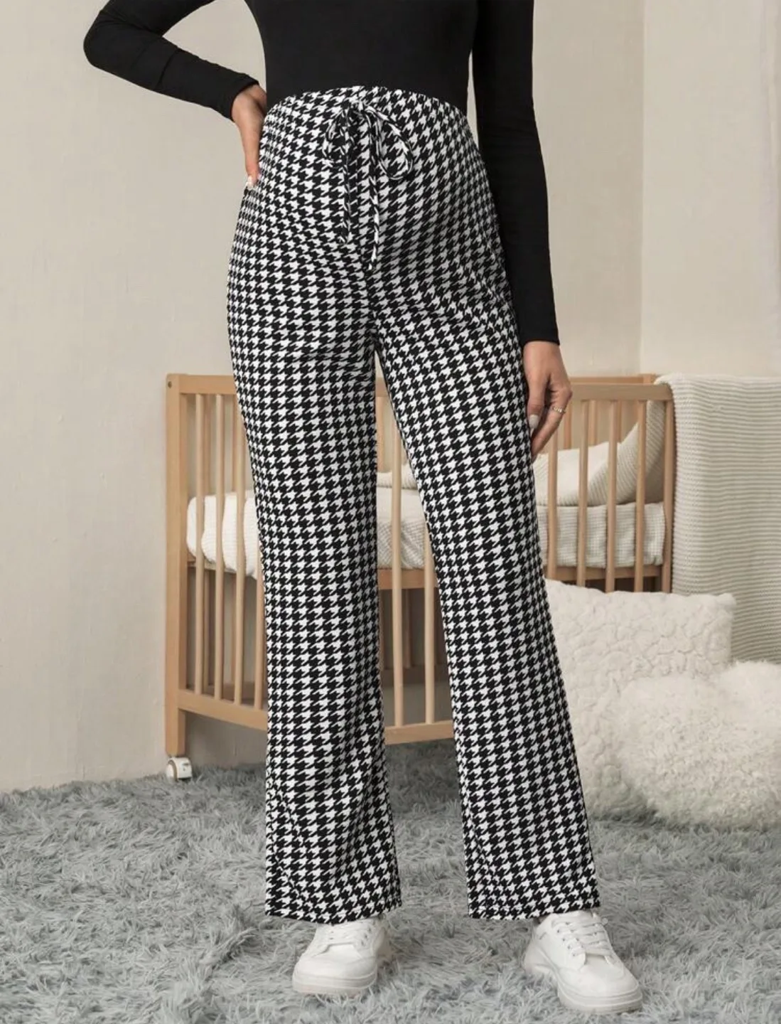 Maternity Clothes - Size M – Gently Used image indicator(4)