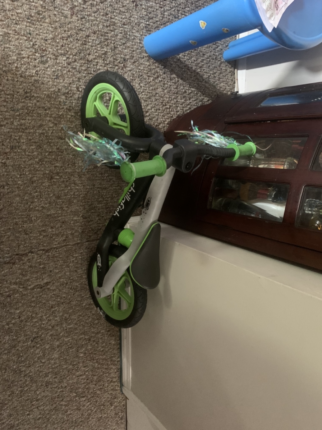 Chillafish Bunzi Balance Bike - Green 🍁 🇨🇦