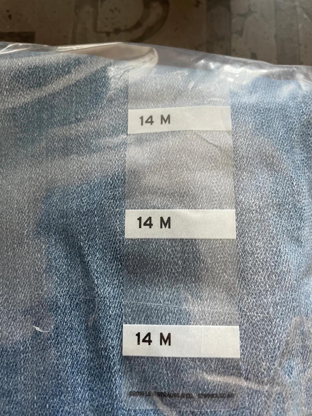 Women’s Levi’s Jeans -NEW image indicator(3)