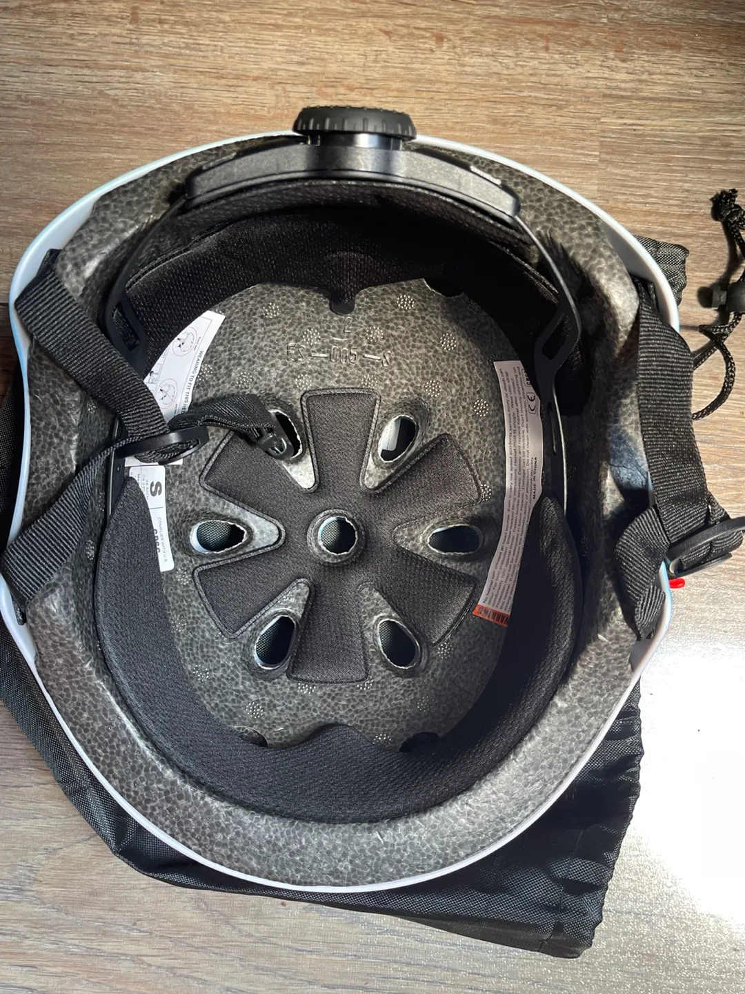 Adjustable Bike Helmet Small image indicator(3)