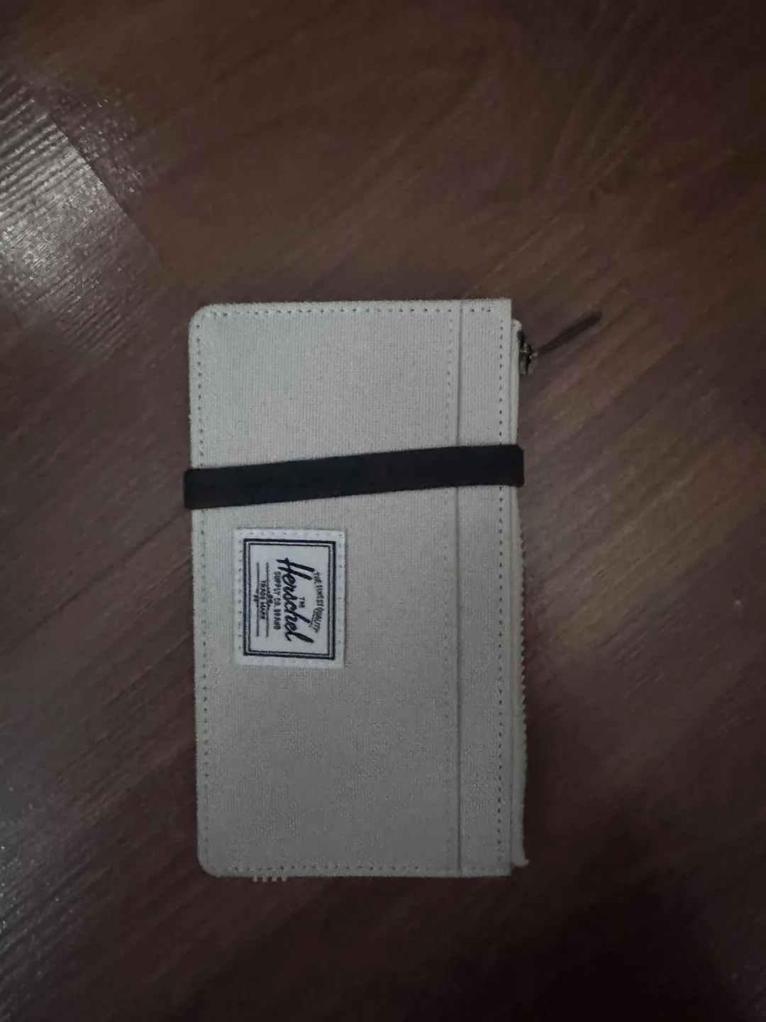 Hershal Oscar Large Cardholder image indicator(2)