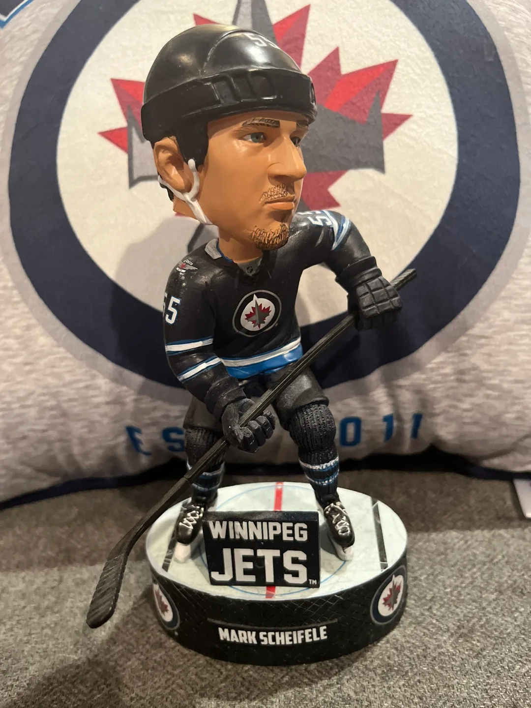 Winnipeg Jets Mark Scheifele Bobblehead thumbnail