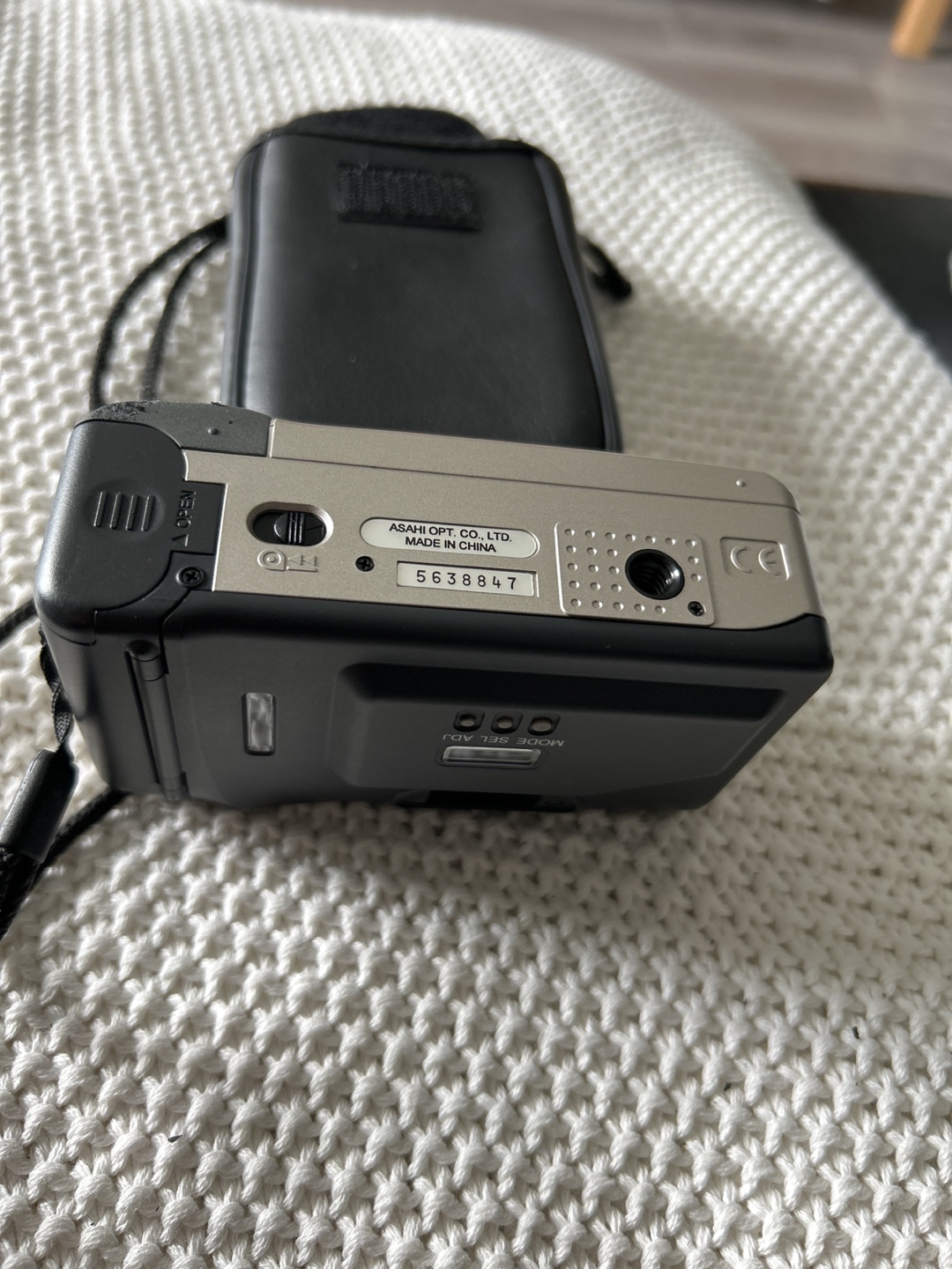 Pentax PC-550 35mm Film Camera - photo 4