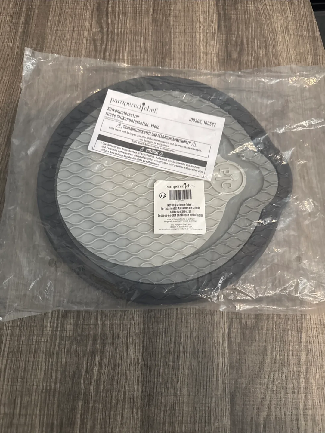 Pampered Chef Nesting Silicone Trivets - New in Package! thumbnail