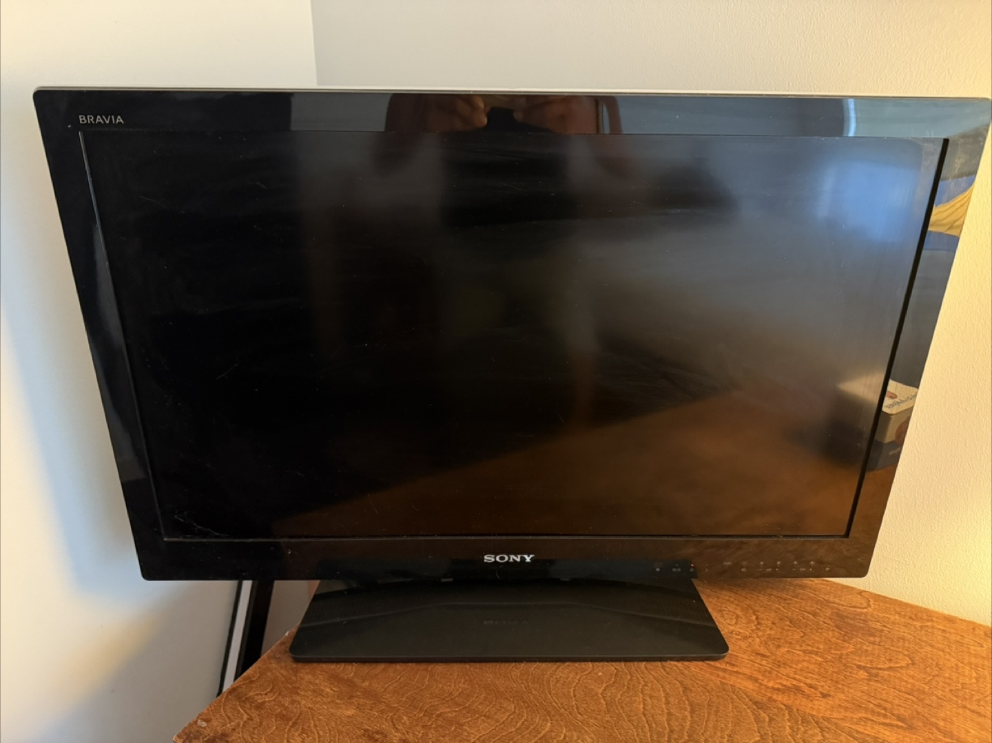 Sony Bravia KDL-32BX310 32" LCD TV - photo 2