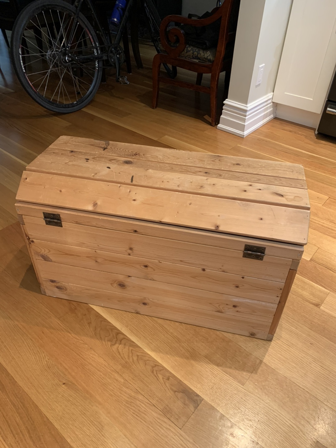 Wooden Storage Trunk/Chest - photo 3