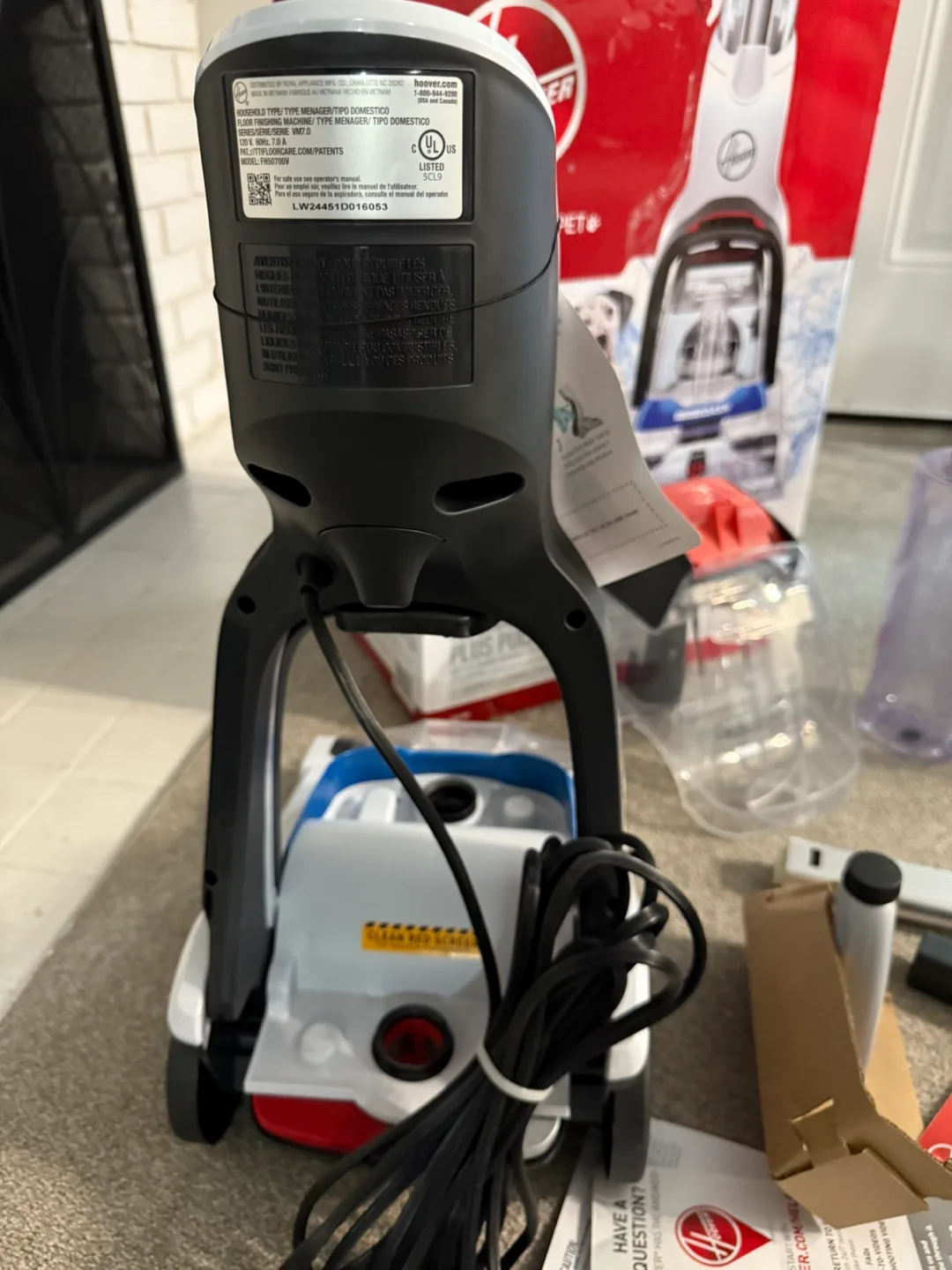 NEW Hoover Compact Carpet Cleaner w/ Shampoo image indicator(6)