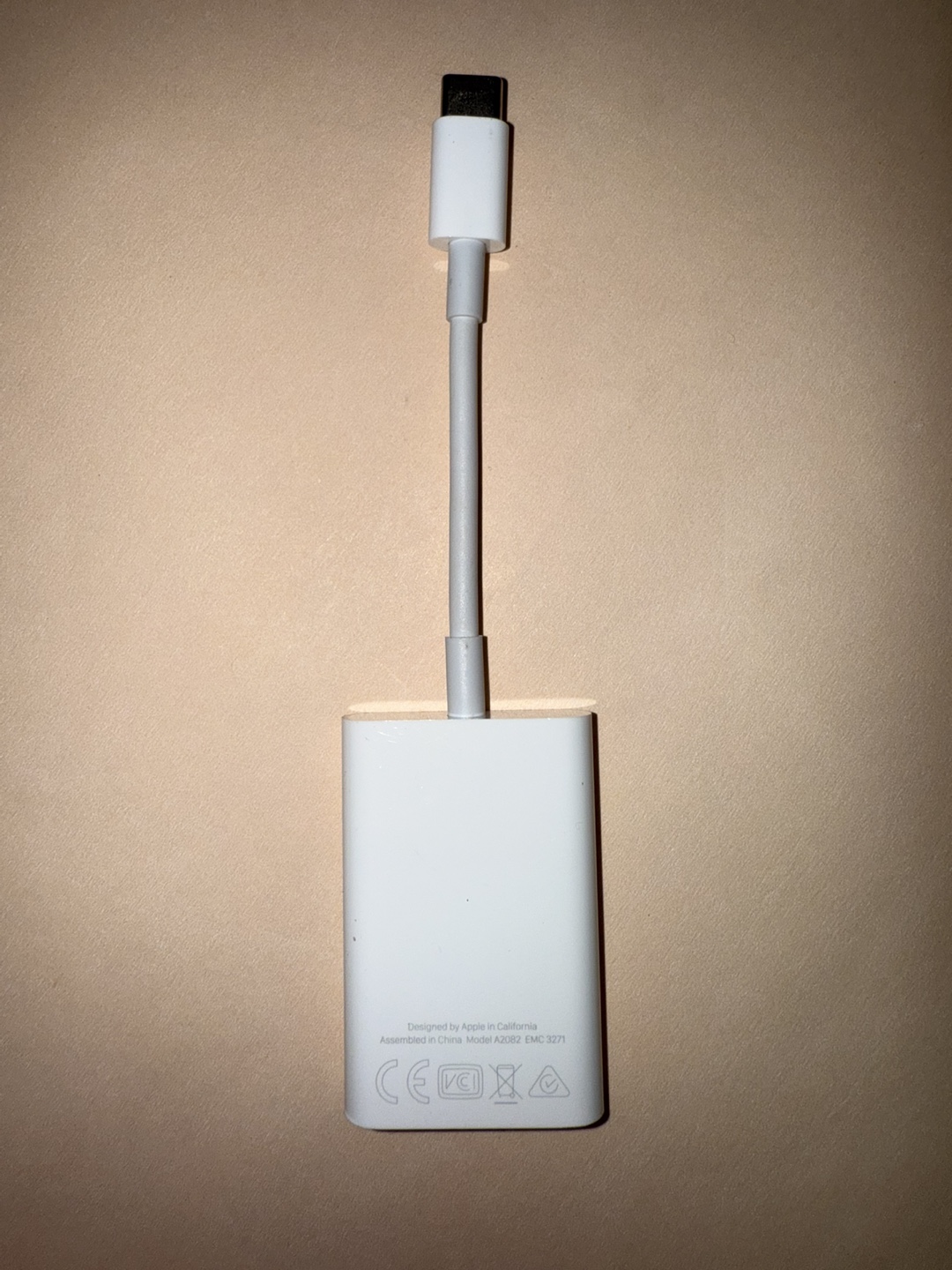 Apple USB-C SD card reader - photo 2
