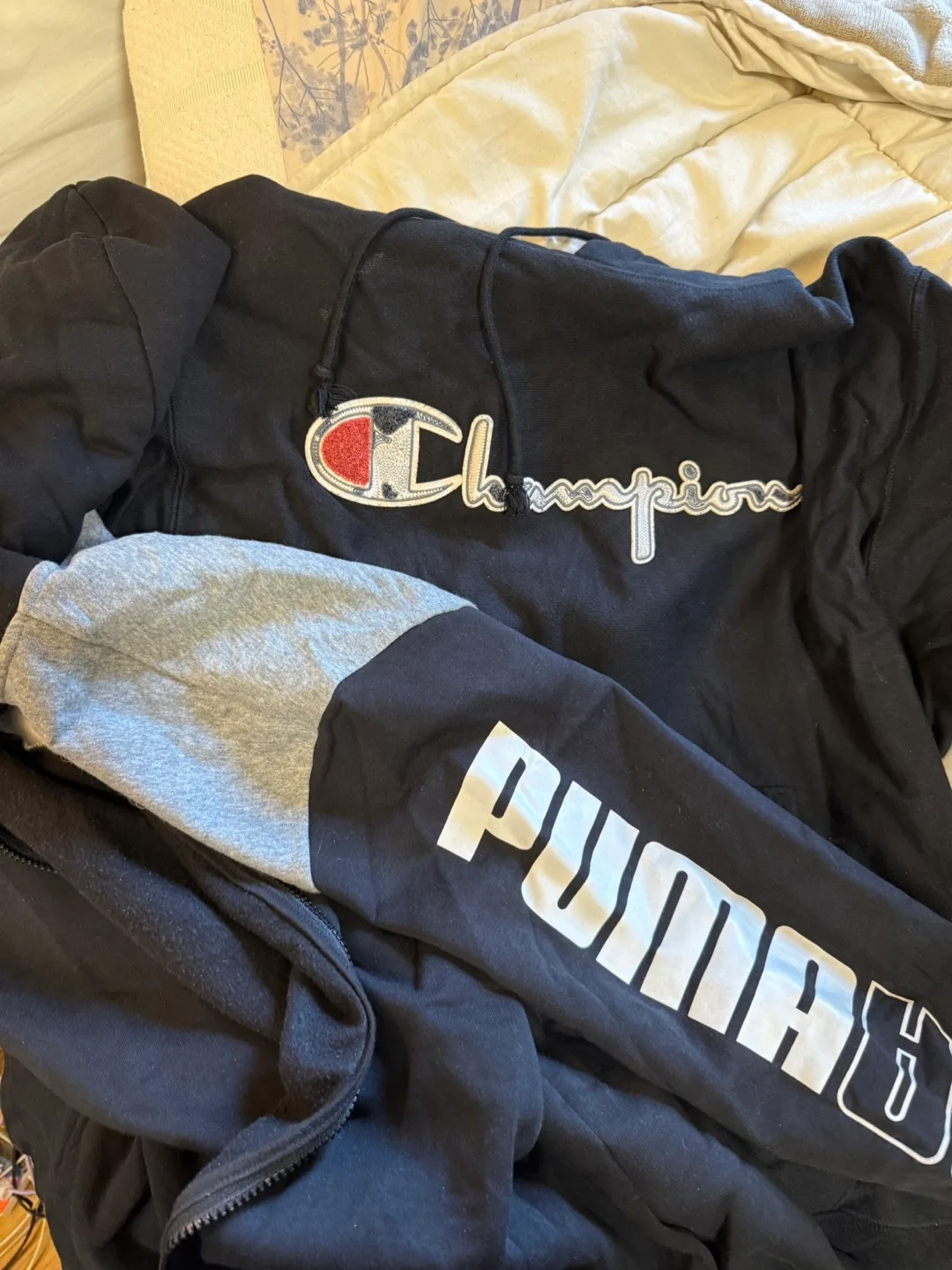 Puma & Champion Hoodies - Size L thumbnail