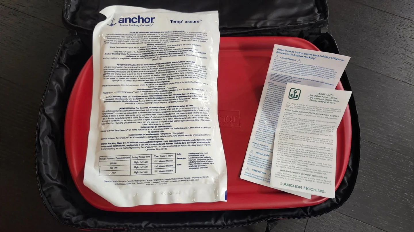 Anchor Hocking Temp-Assure Casserole Dish with Carrier image indicator(2)