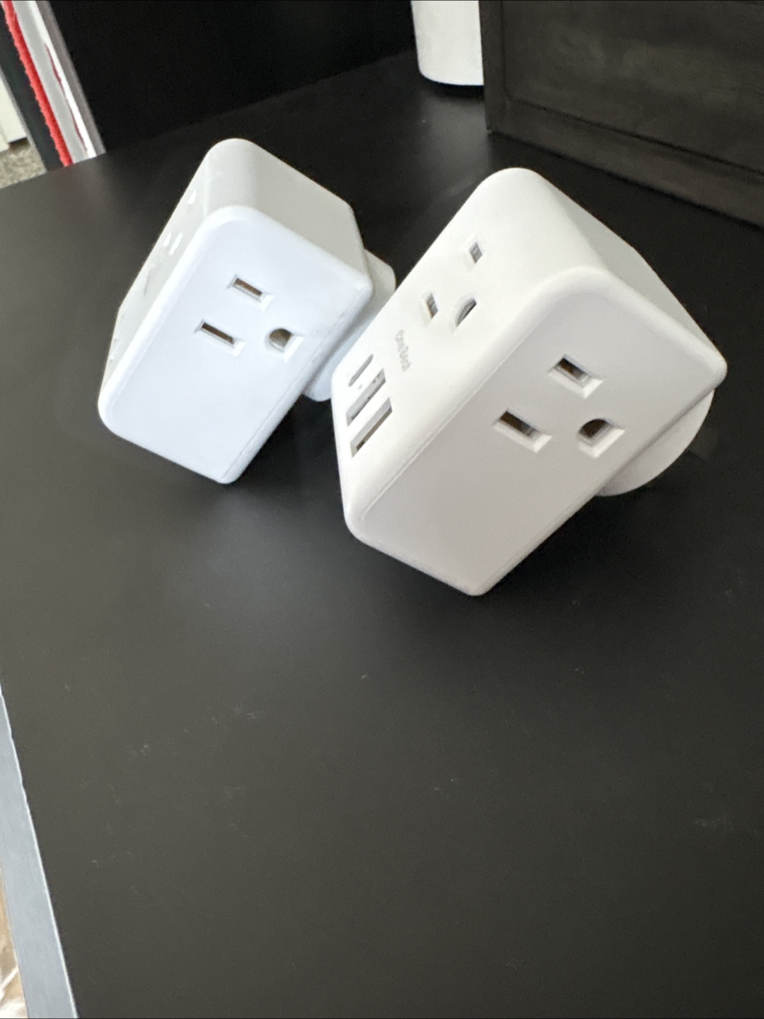 Two Beat Wall Outlet Extender with USB Ports - photo 2