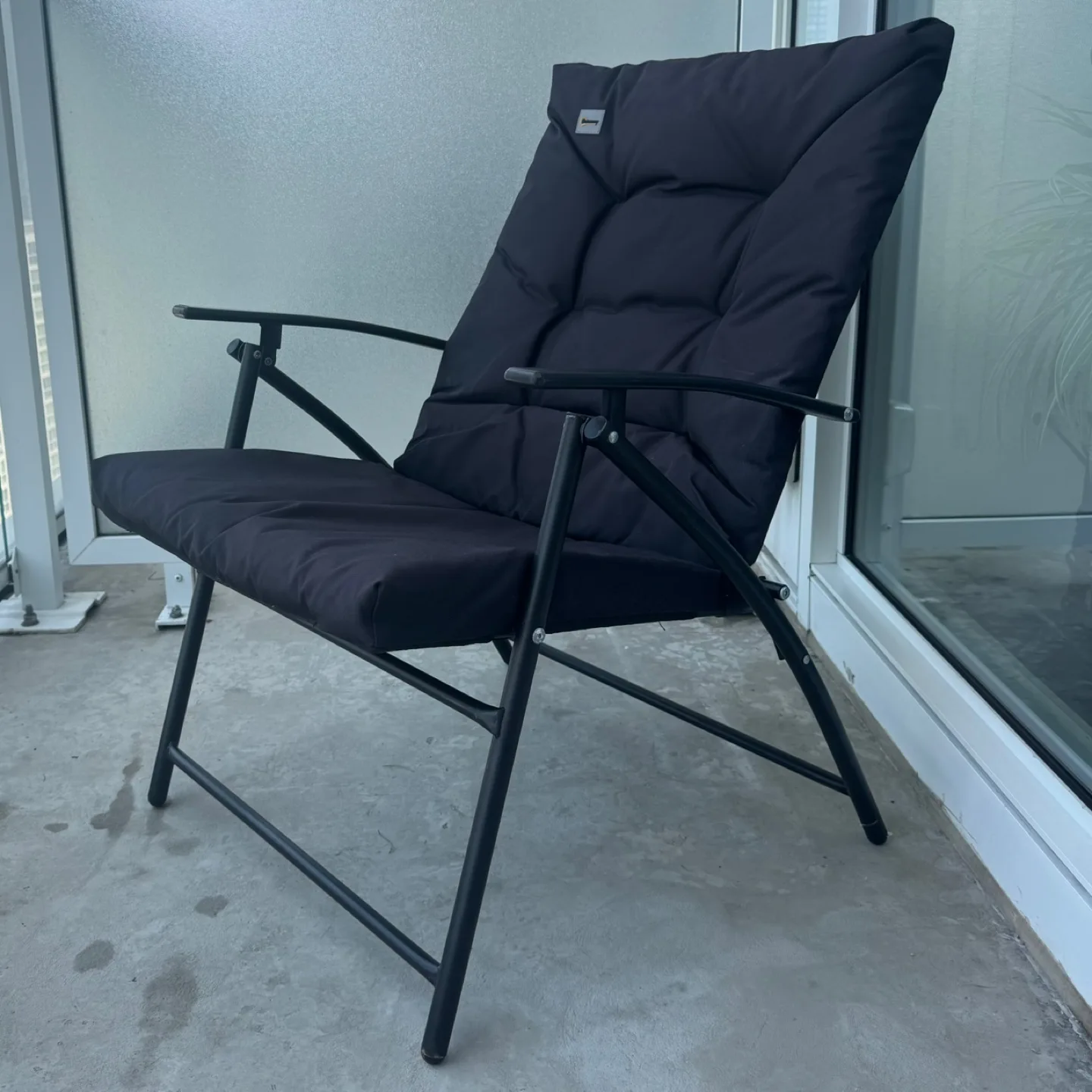 2 foldable chairs thumbnail