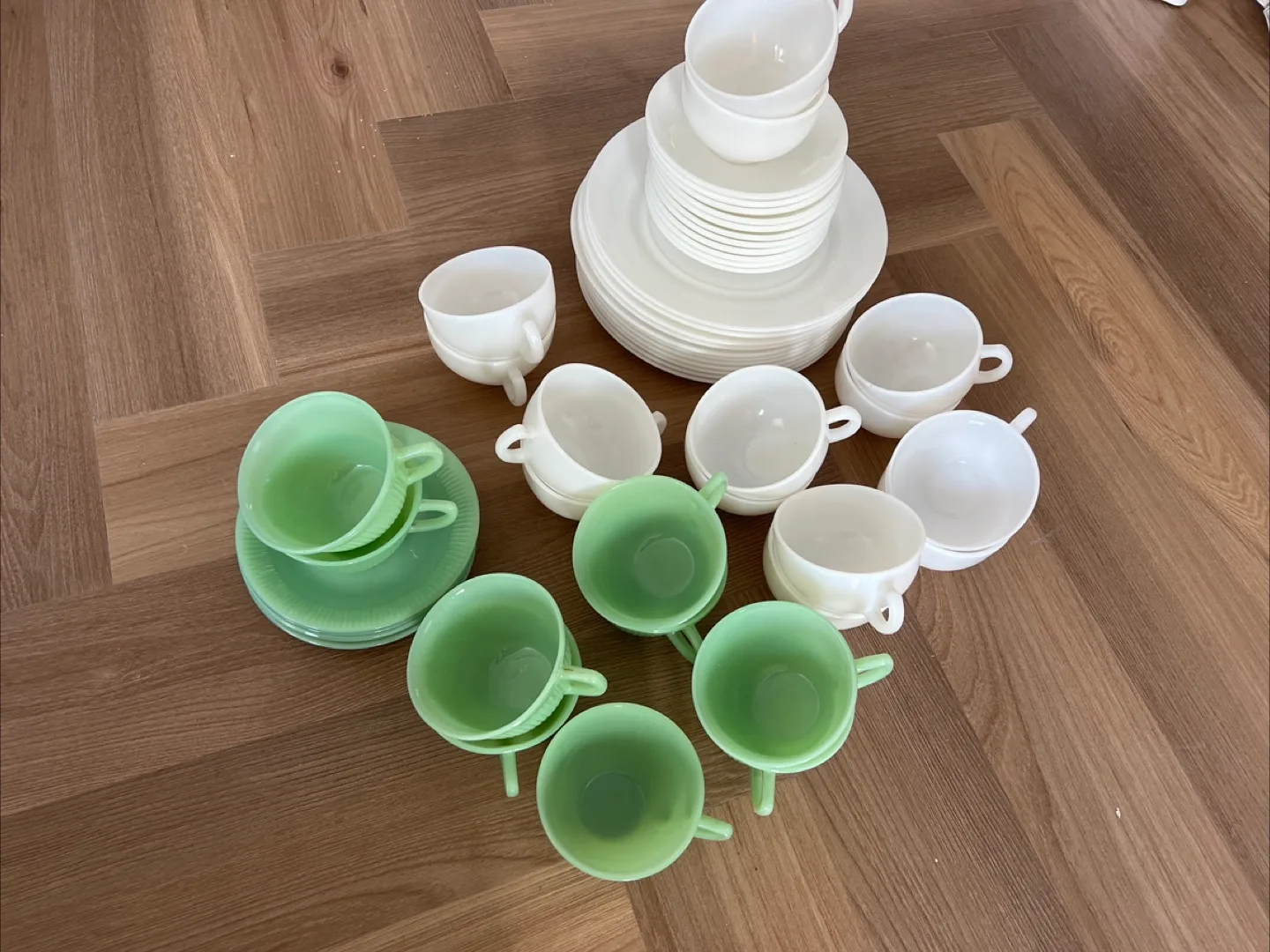 Fire King Jadeite & White Dishes image indicator(2)