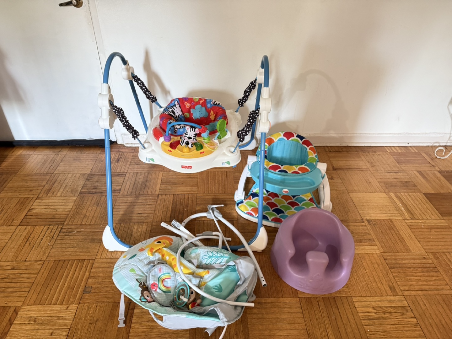 Fisher-Price Baby Jumperoo & Bumbo Seat