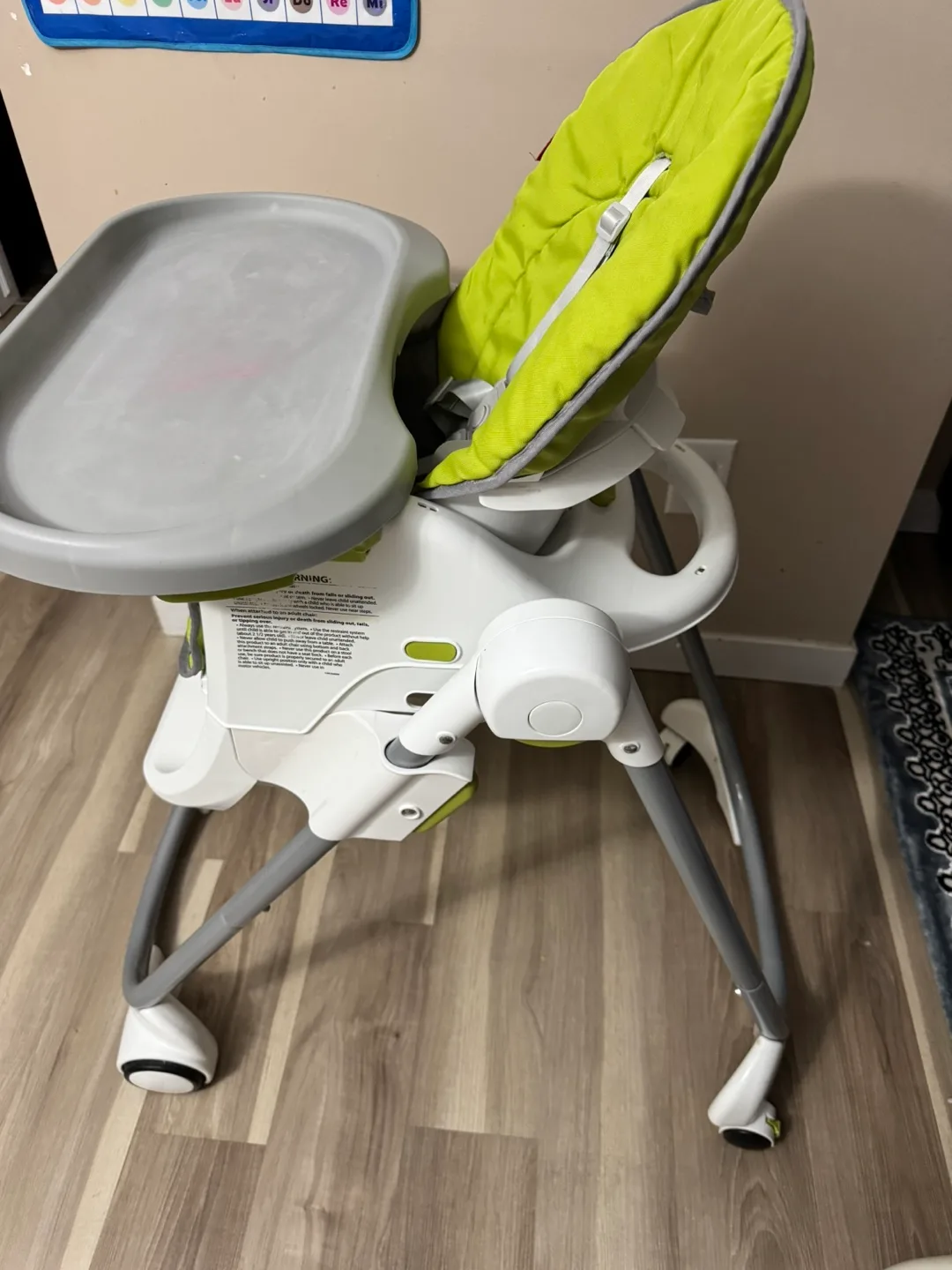 Fisher-Price High Chair - Green & Grey image indicator(3)