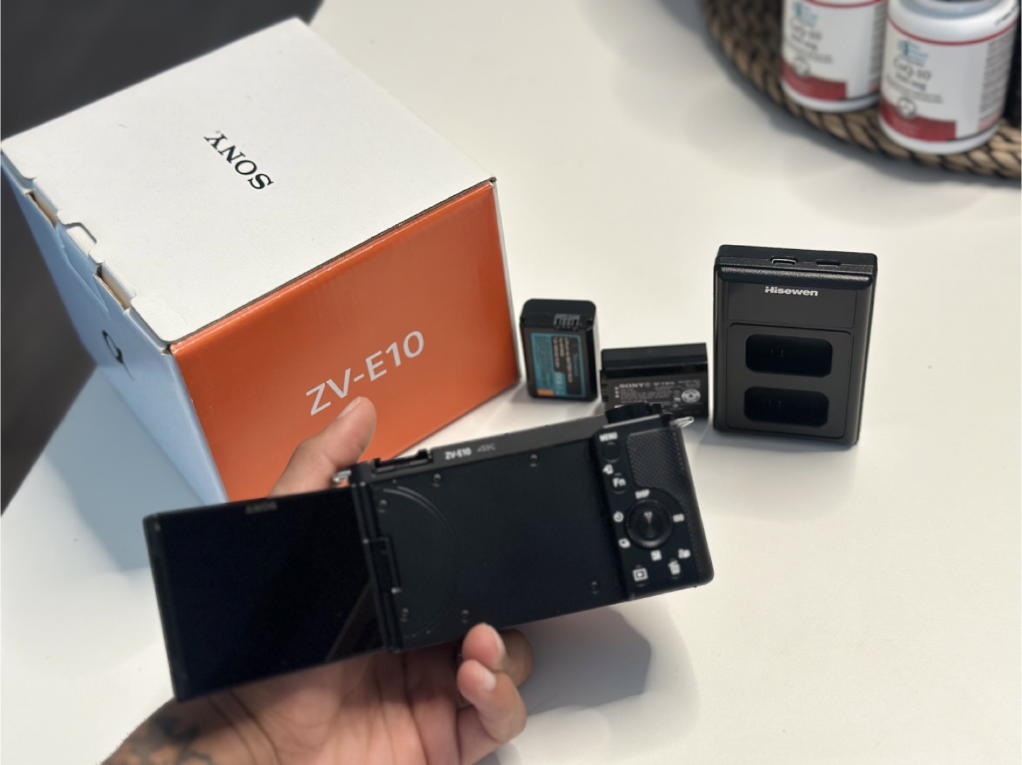 Sony ZV-E10 Camera with Accessories - photo 3