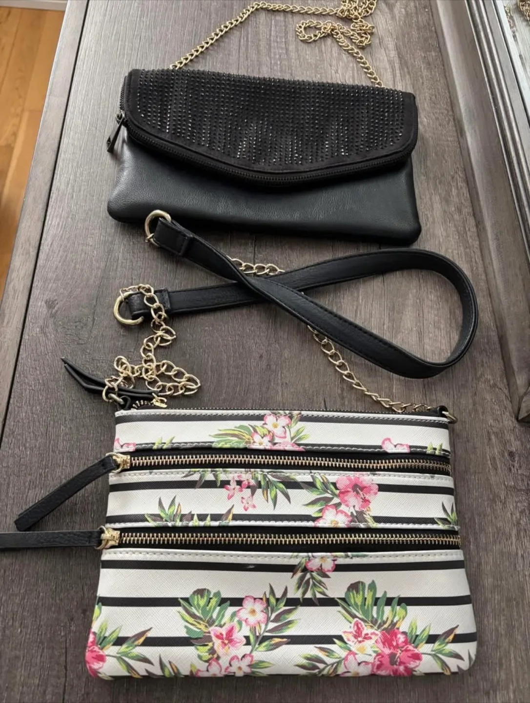 Two Stylish Purses thumbnail