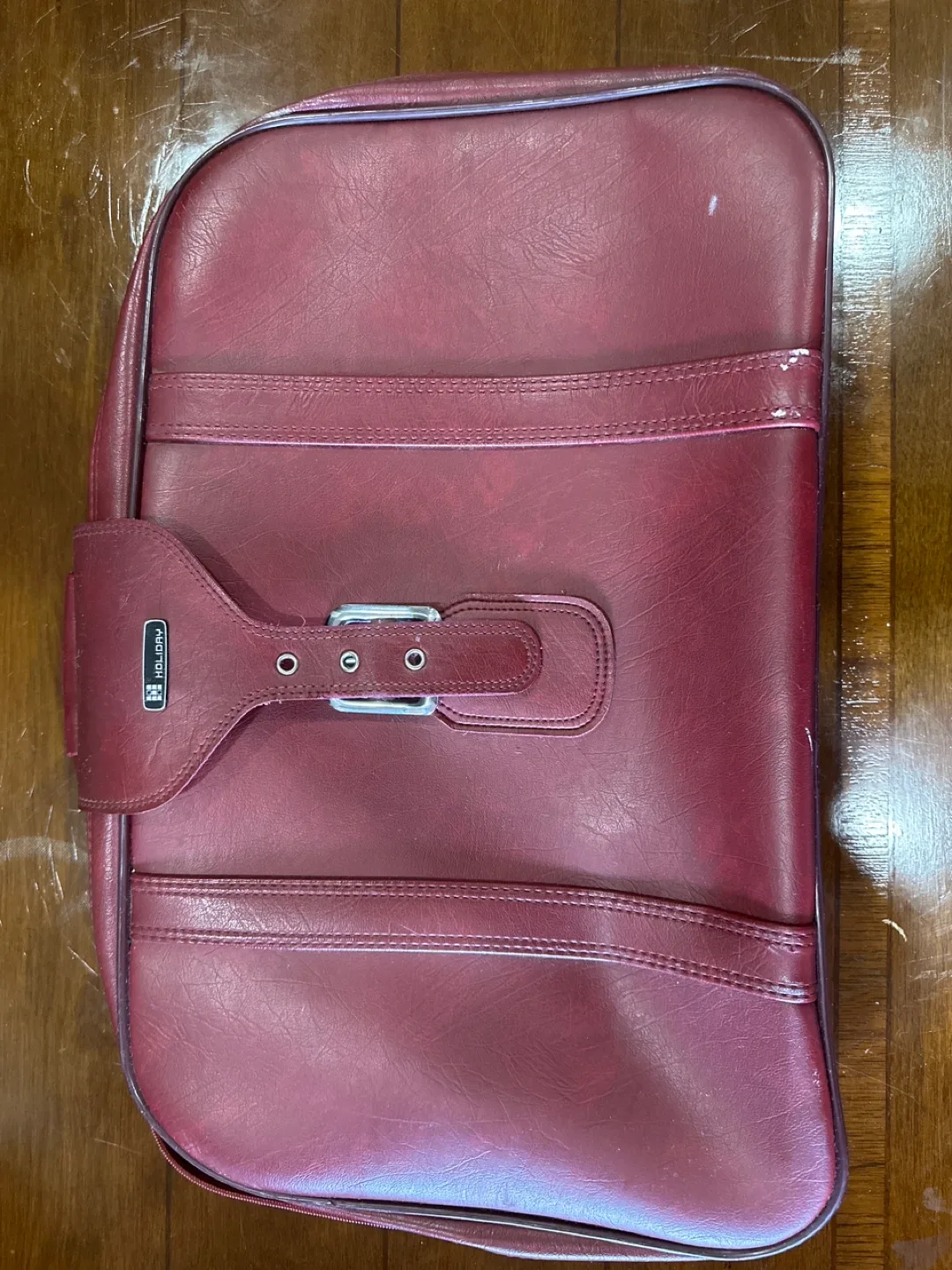 Vintage Holiday Suitcase - Burgundy thumbnail