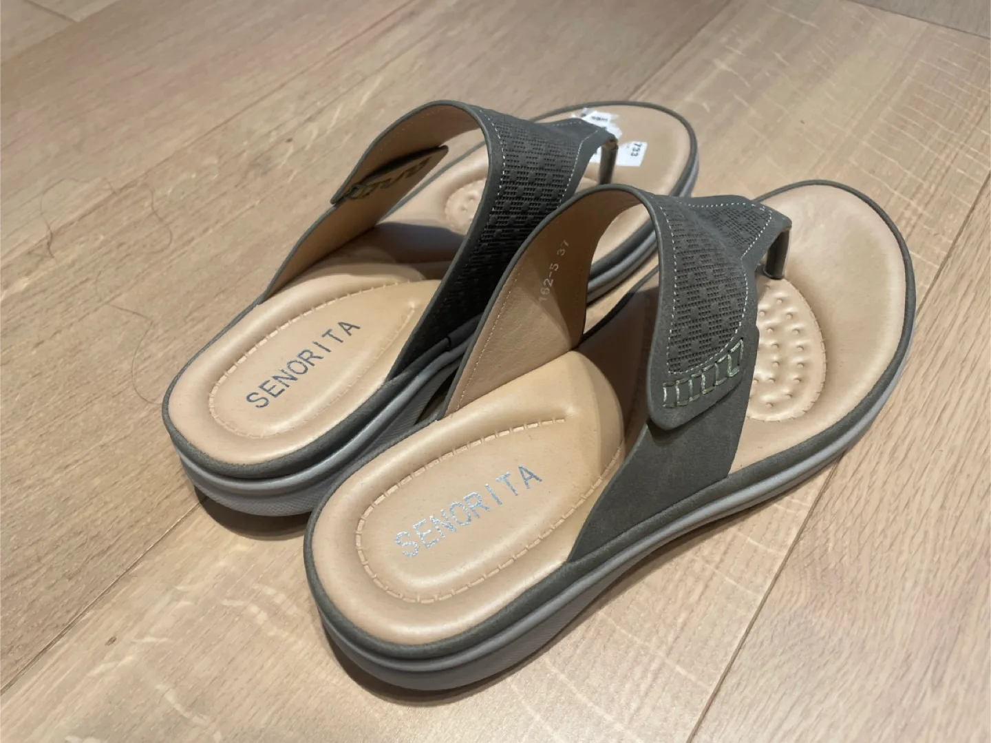 Senorita Grey Flip Flops thumbnail