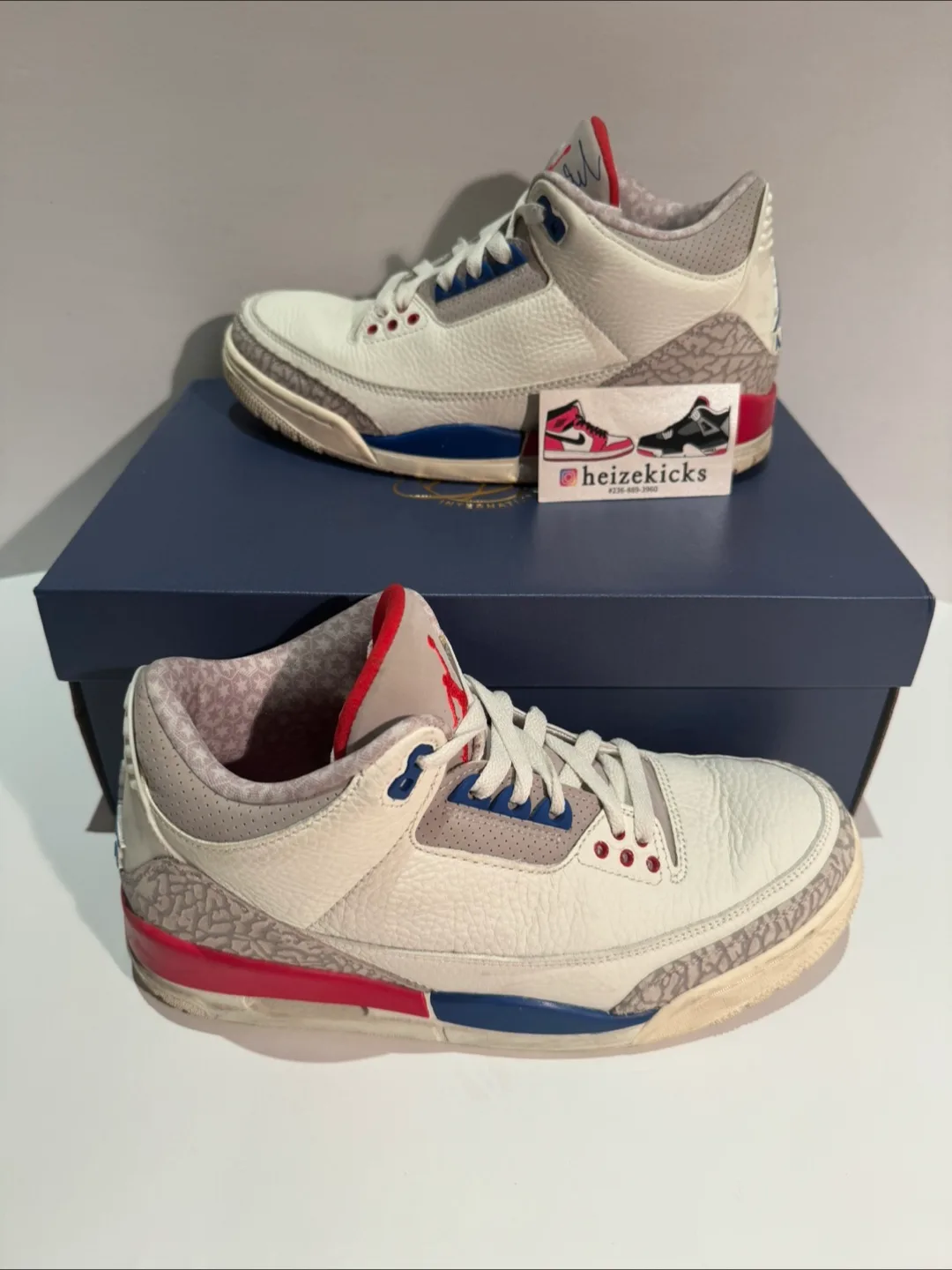 Jordan 3 International Flight size 8.5 image indicator(2)