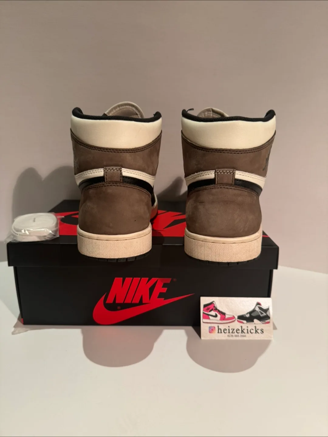 Jordan 1 High Dark Mocha size 9 image indicator(4)