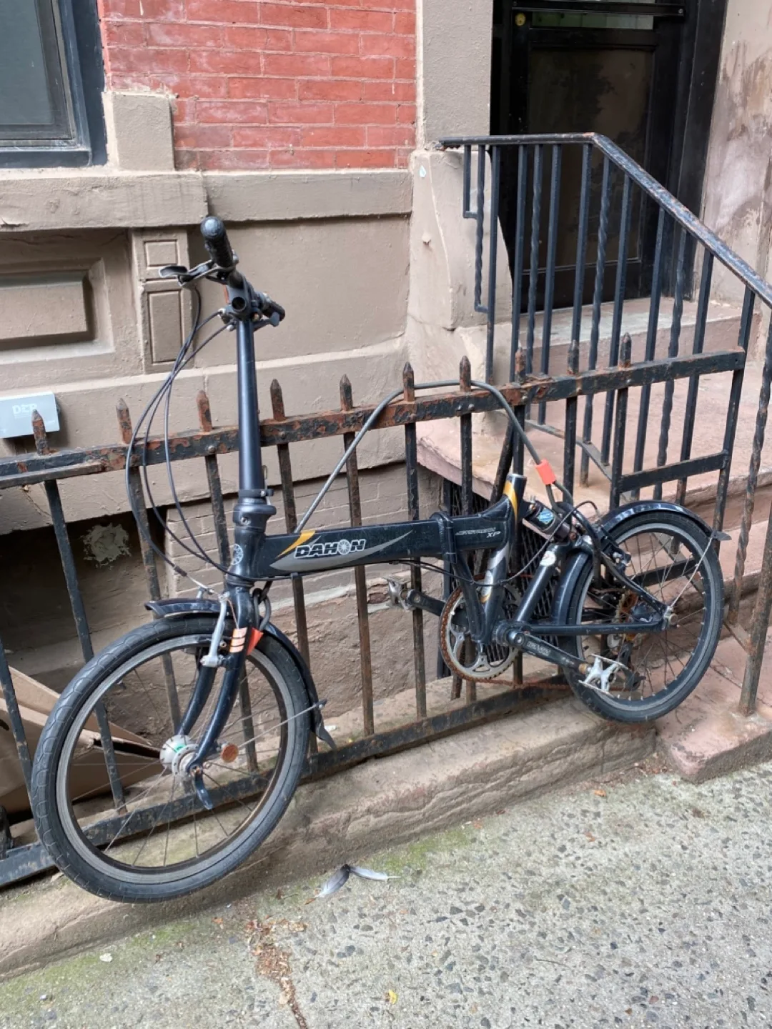 Dahon Folding Bike with Accessories thumbnail