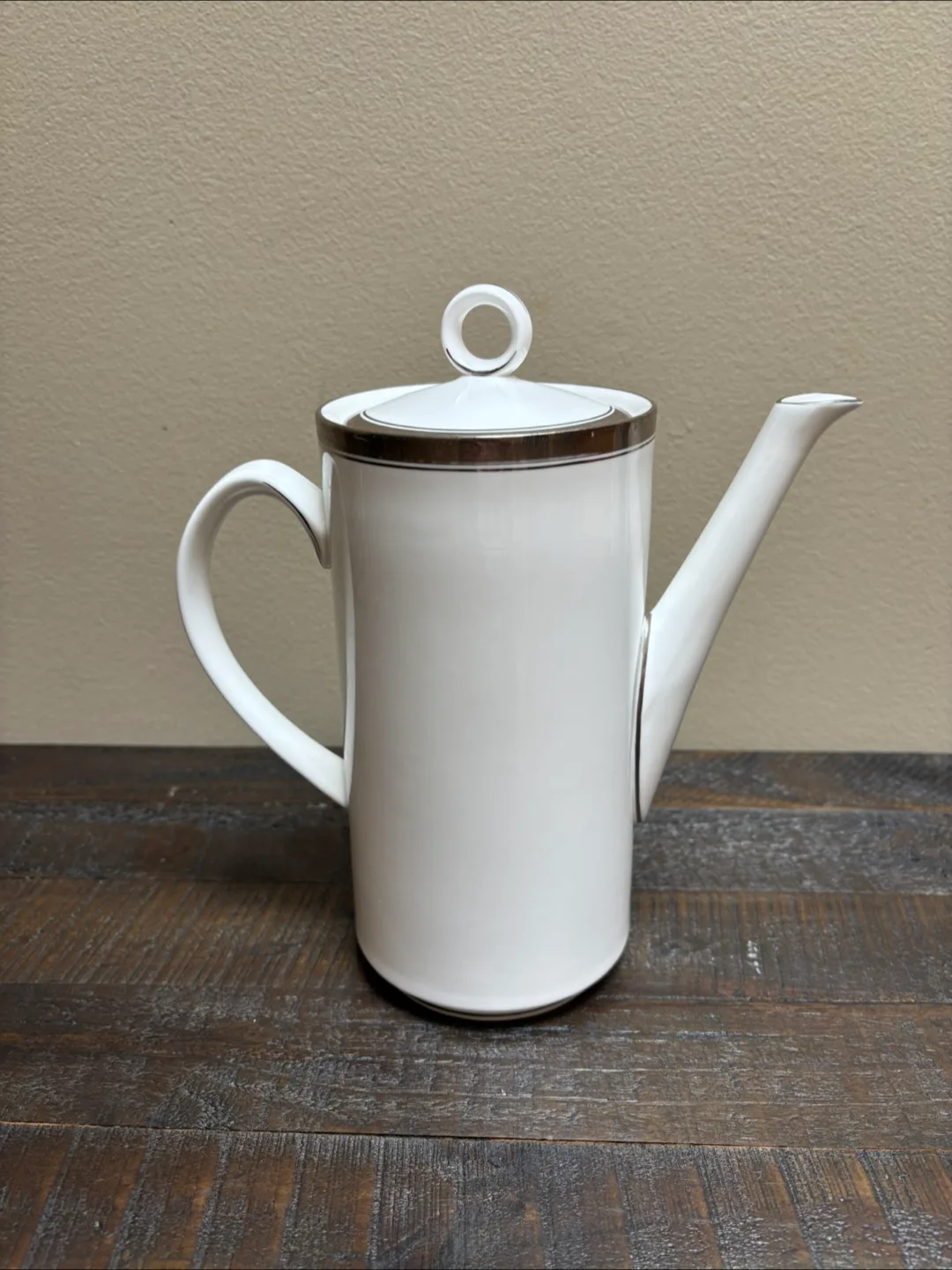 🇨🇦Royal Worcester Baronesse tea Pot thumbnail