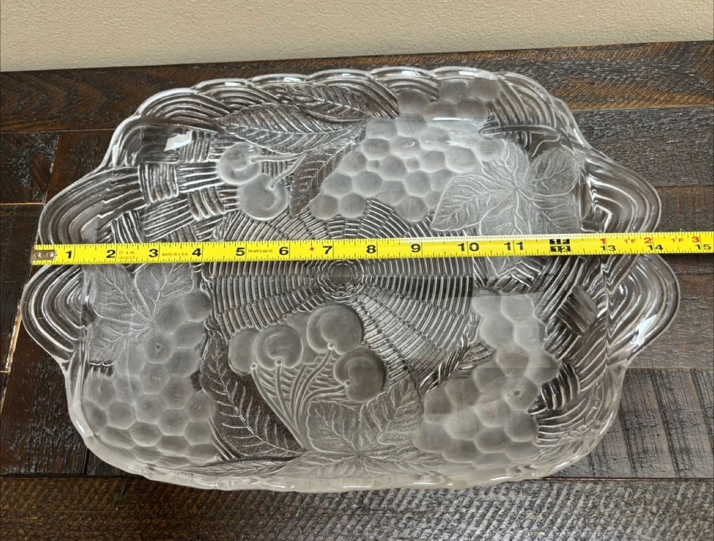 Vintage Glass Fruit serving plater- 14" x 10" image indicator(2)