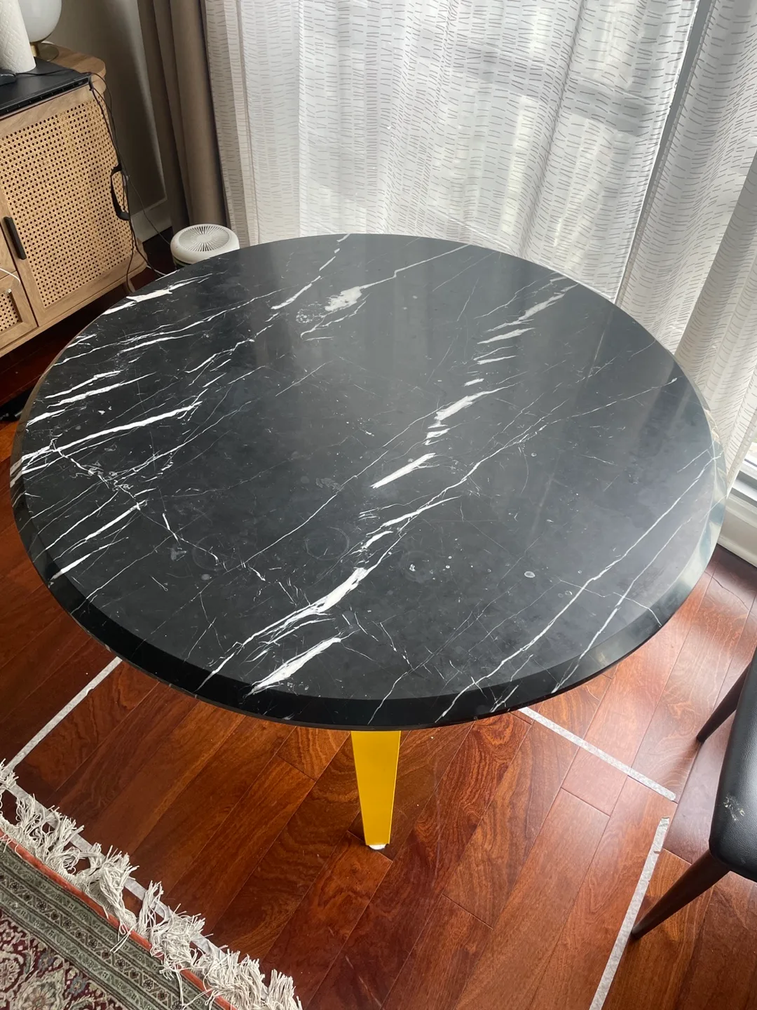 Eq3 Round Marble Dining Table with Yellow Legs image indicator(4)