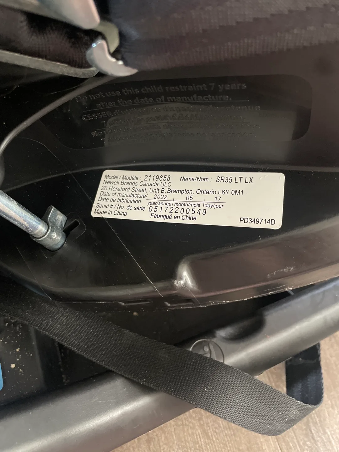 Graco SnugRide SR35 LT LX Infant Car Seat and Extra Base image indicator(4)