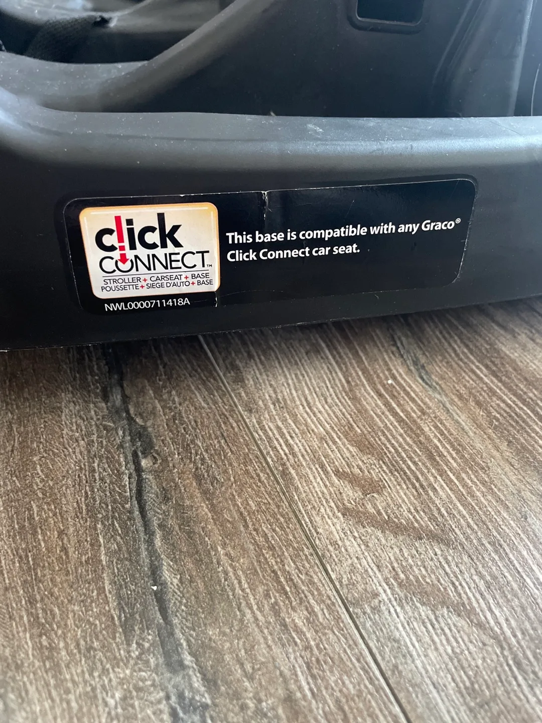 Graco SnugRide SR35 LT LX Infant Car Seat and Extra Base image indicator(8)