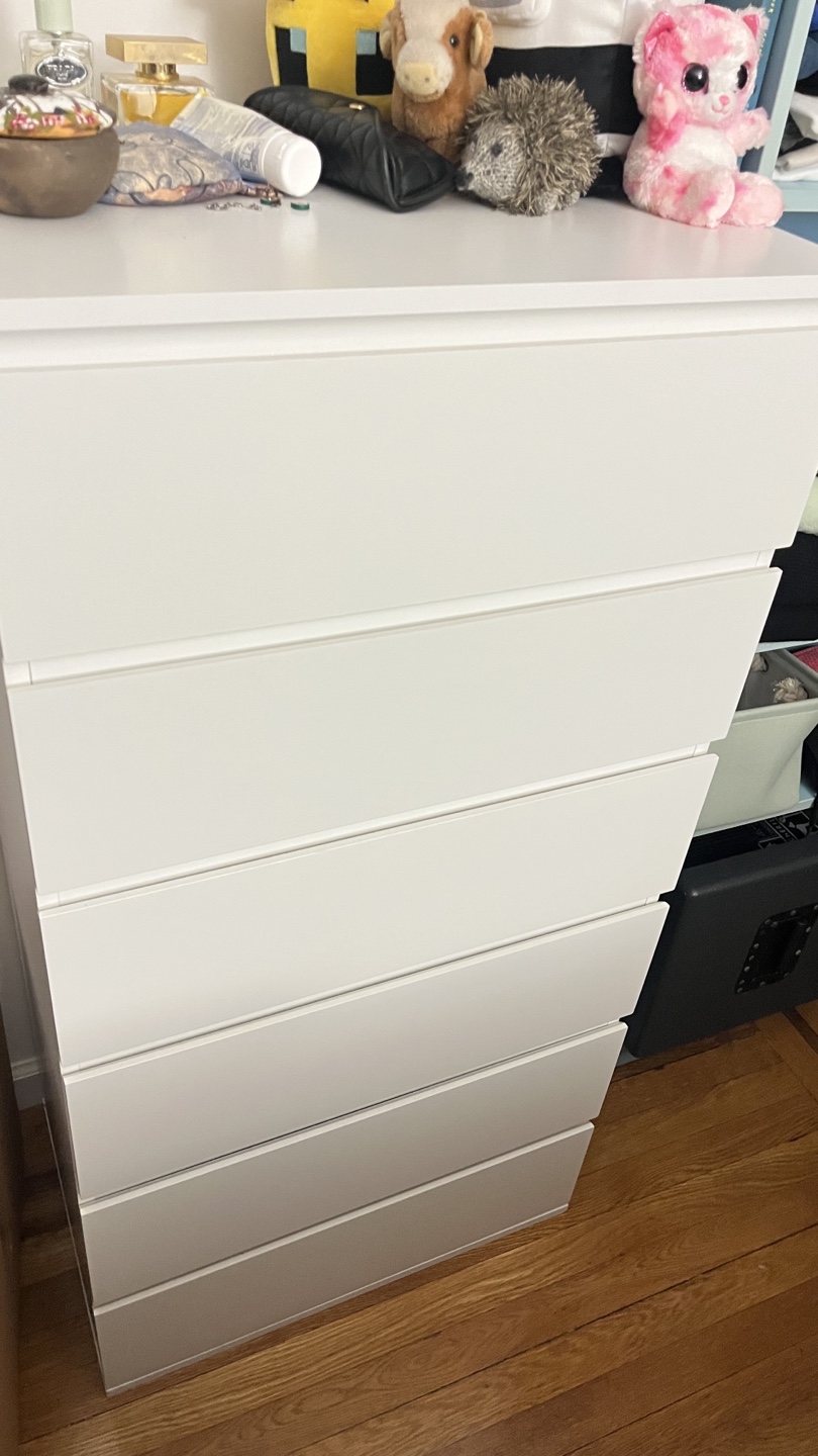 6-Drawer Dresser