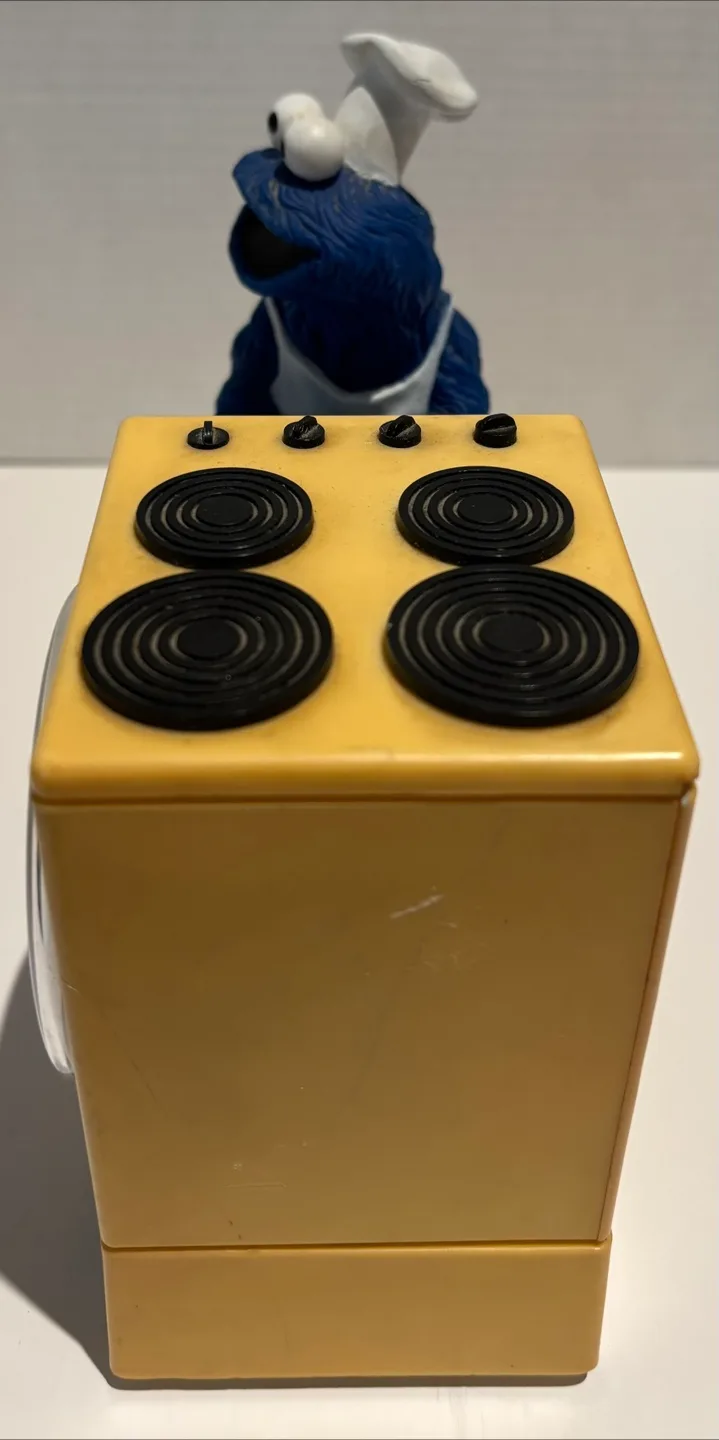 Vintage 1970s Sesame Street Cookie Monster Alarm Clock Radio image indicator(2)