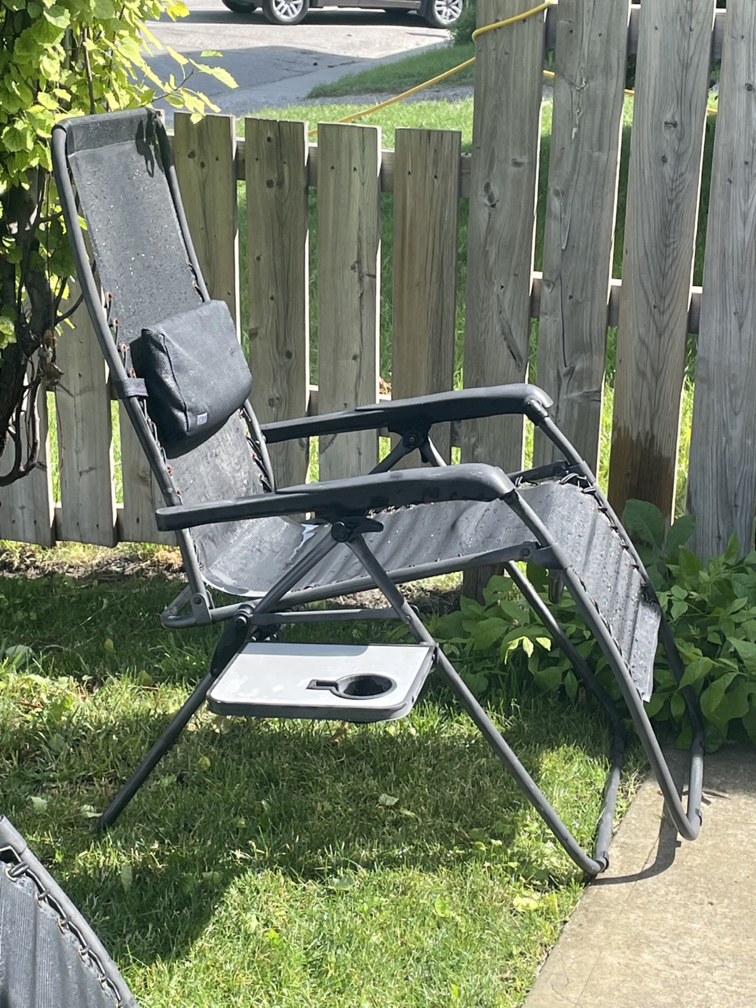 Uline zero gravity lounge chair(s) - photo 3