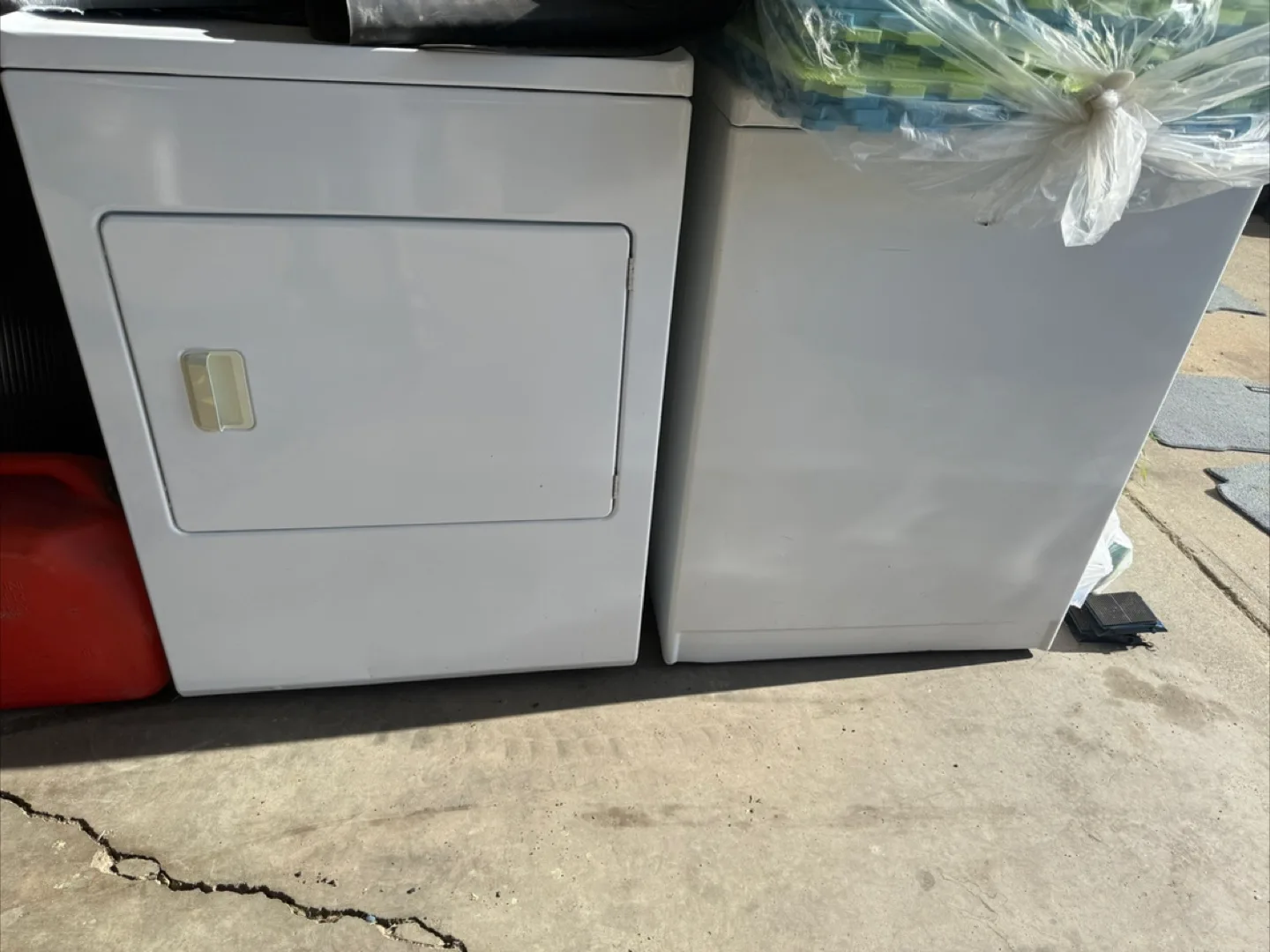 Washer/Dryer (Package Deal) thumbnail