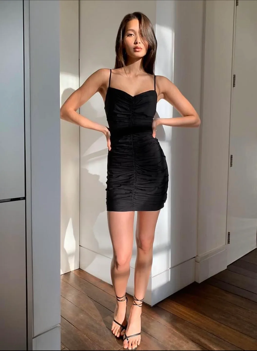 Aritzia Babaton Contour Mini Dress - Black thumbnail